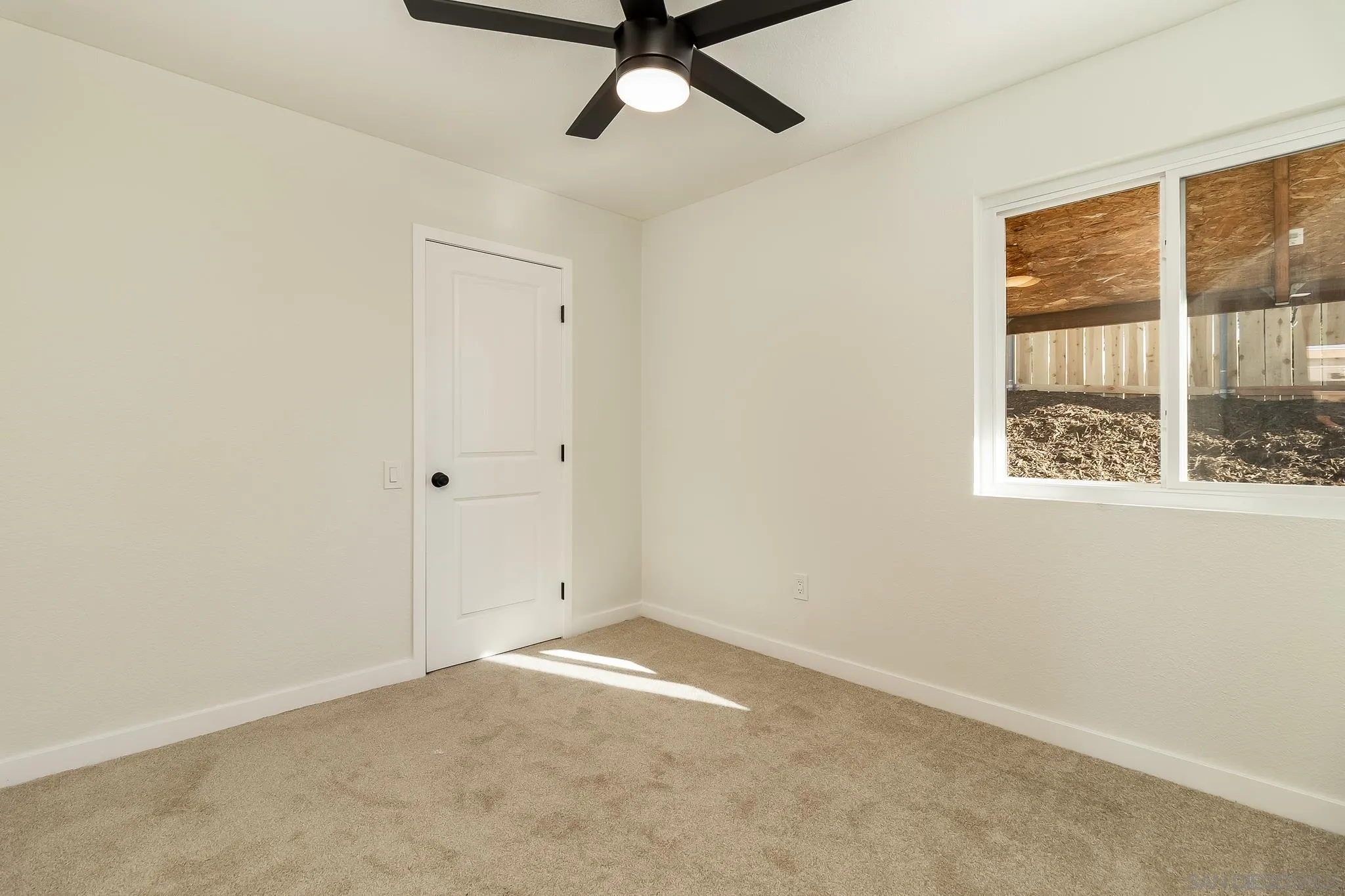 7707 Hillandale Dr