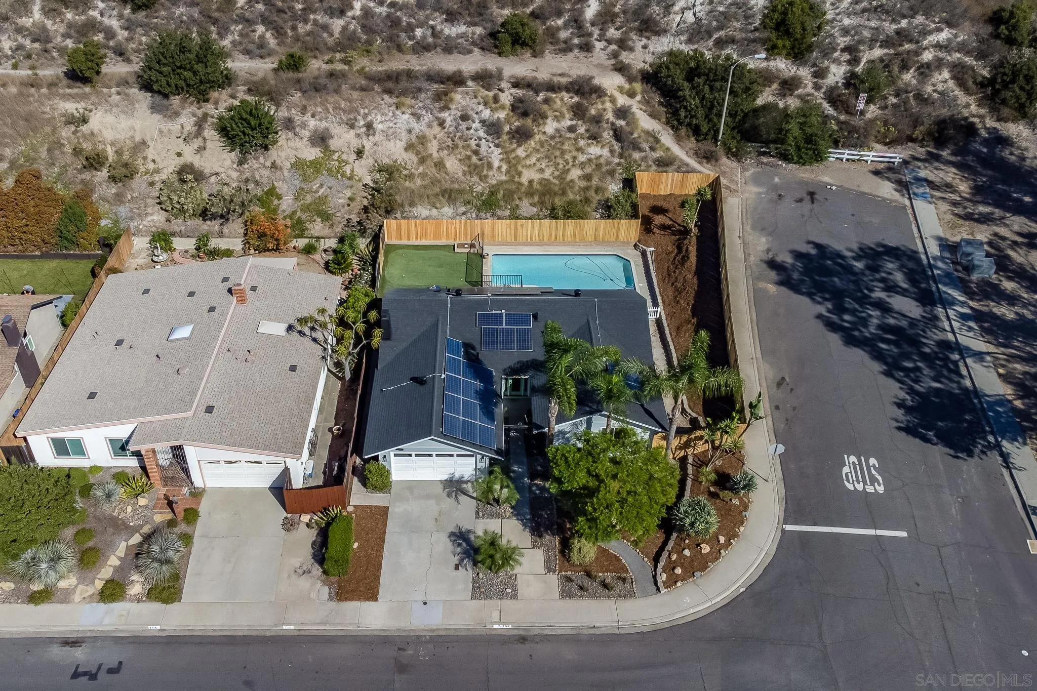 7707 Hillandale Dr