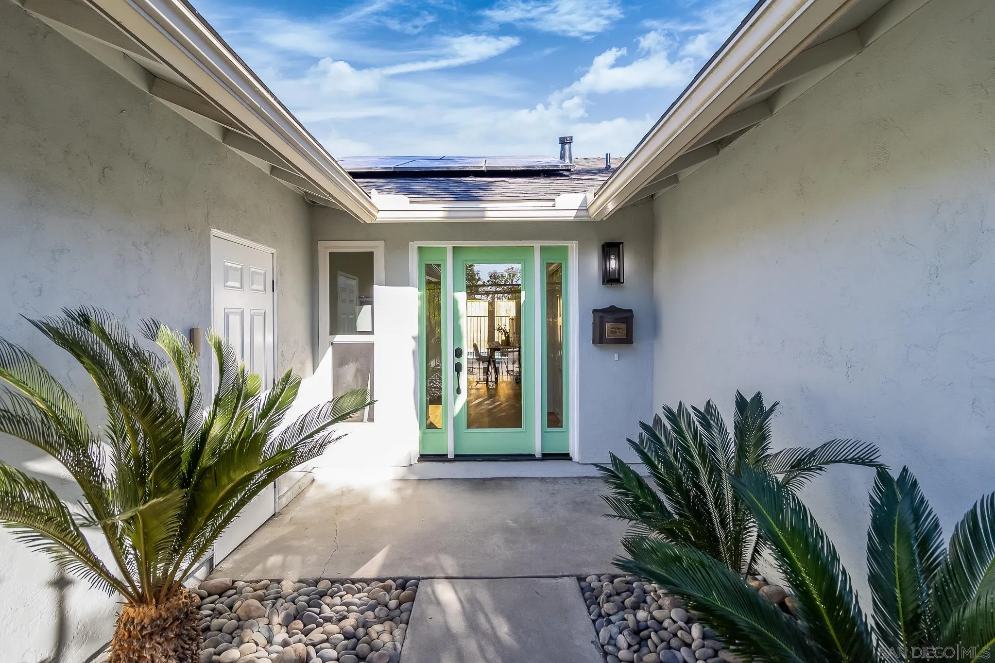 7707 Hillandale Dr