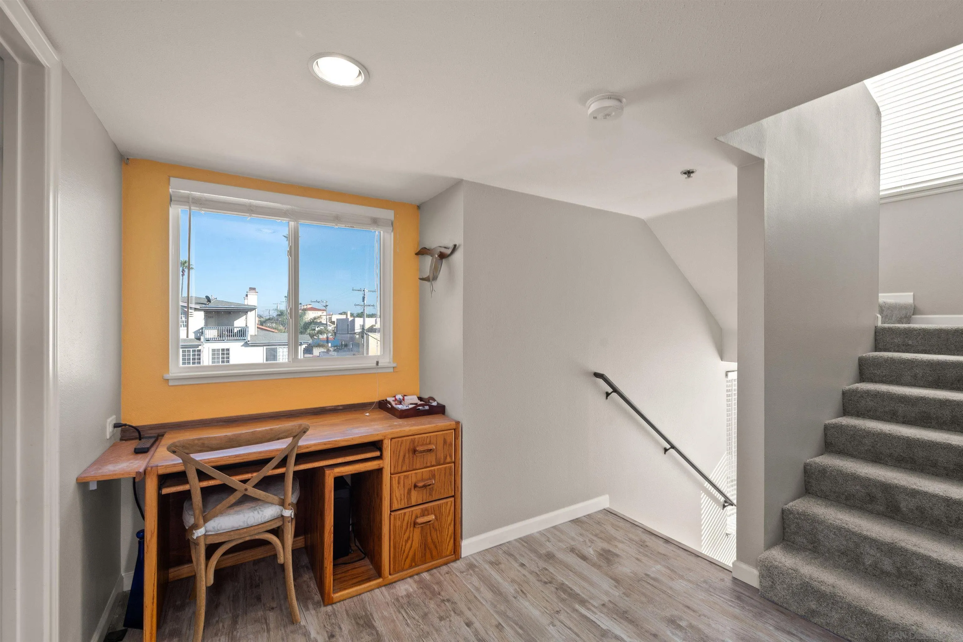 155 Ebony Ave