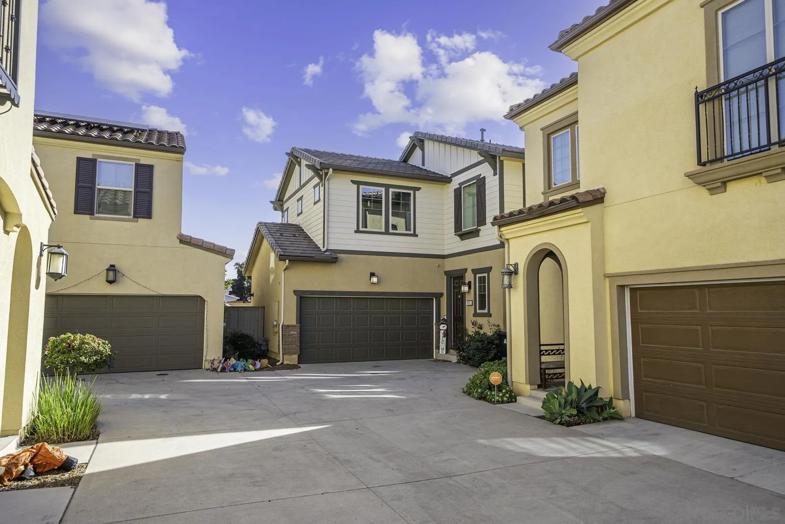 1055 Sea Glass Way
