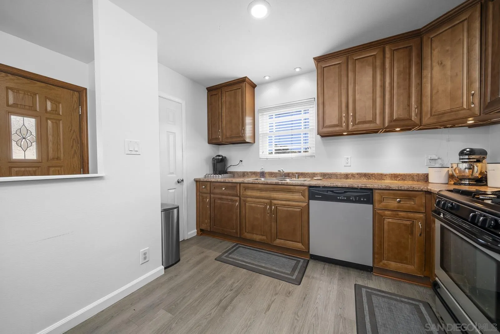 1280 Tobias Drive