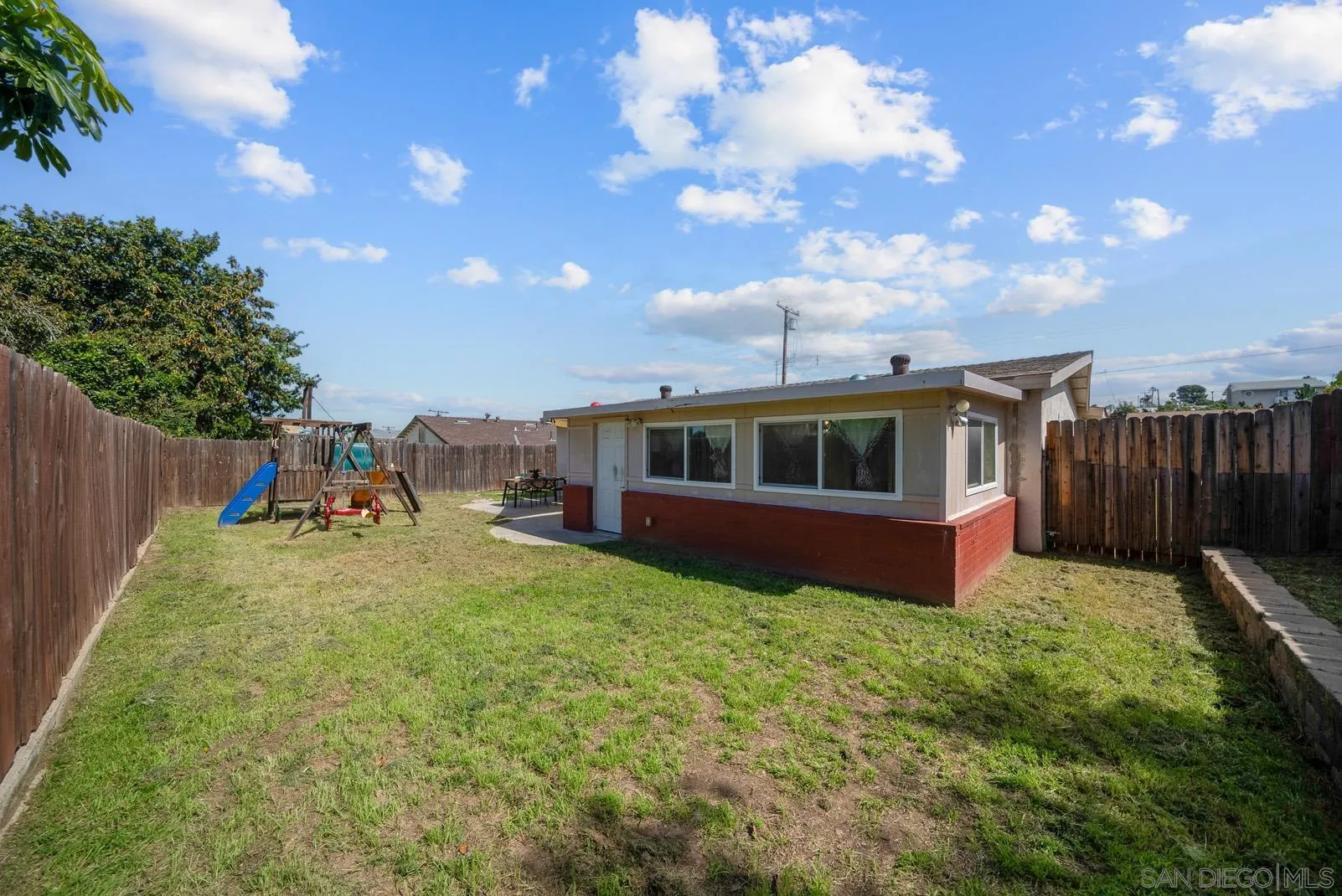 1280 Tobias Drive