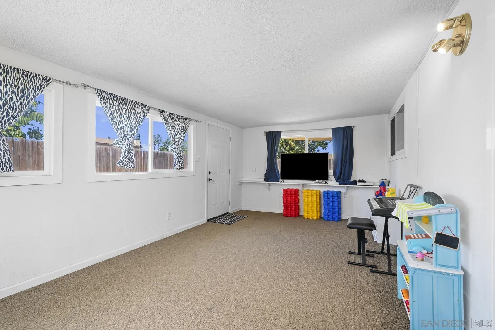 1280 Tobias Drive