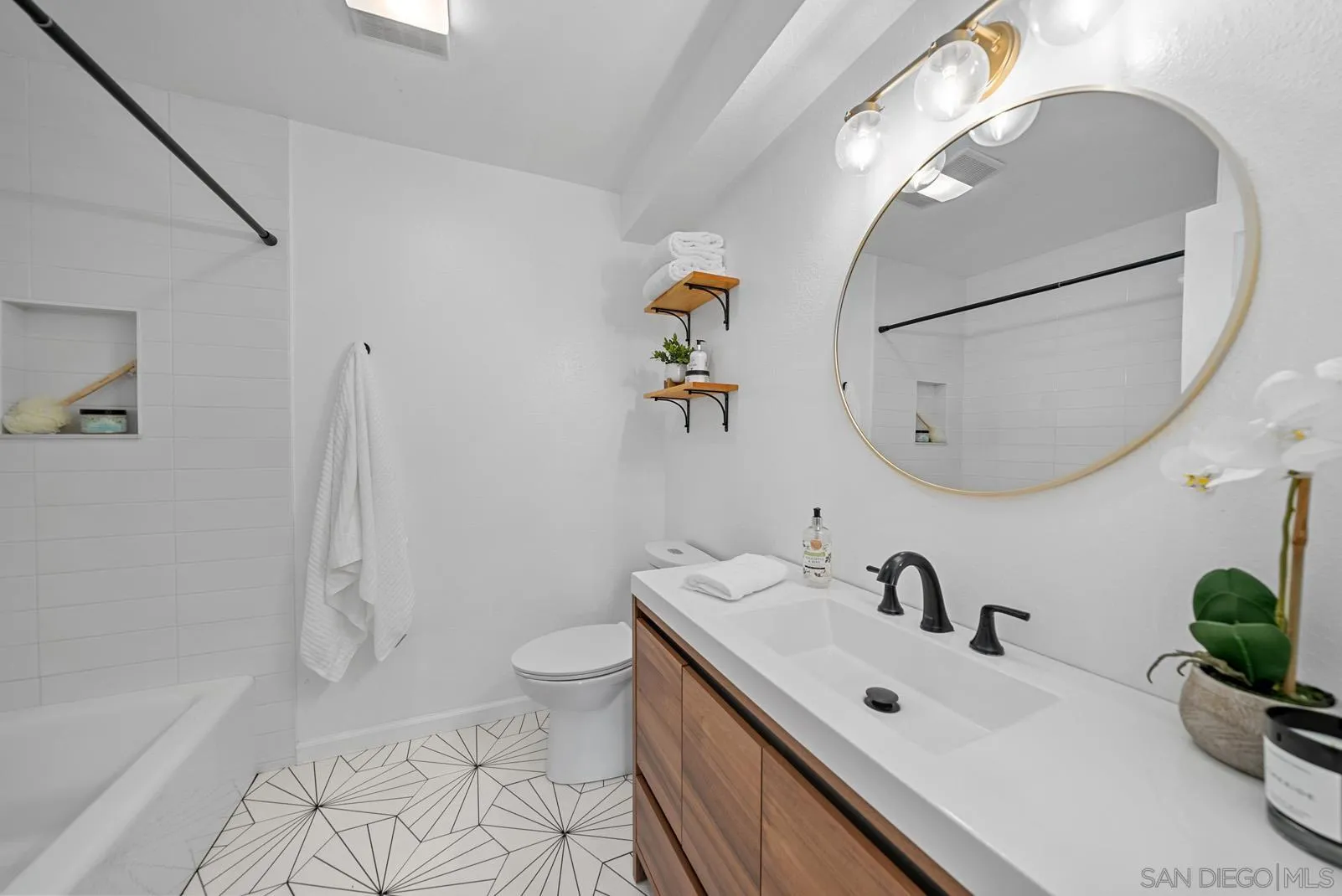 2662 Worden Street Unit 32