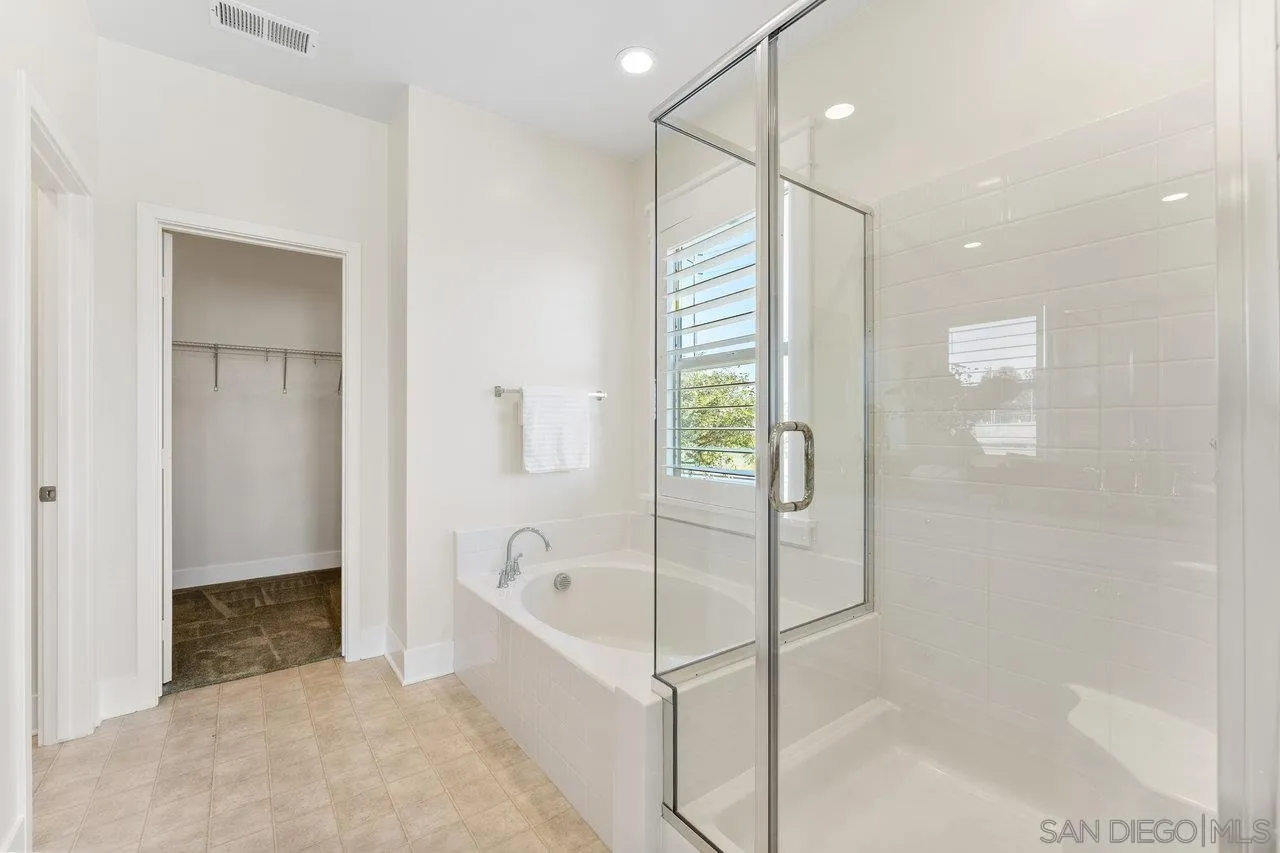 1073 Sea Glass Way