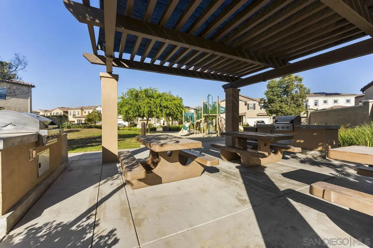 1073 Sea Glass Way