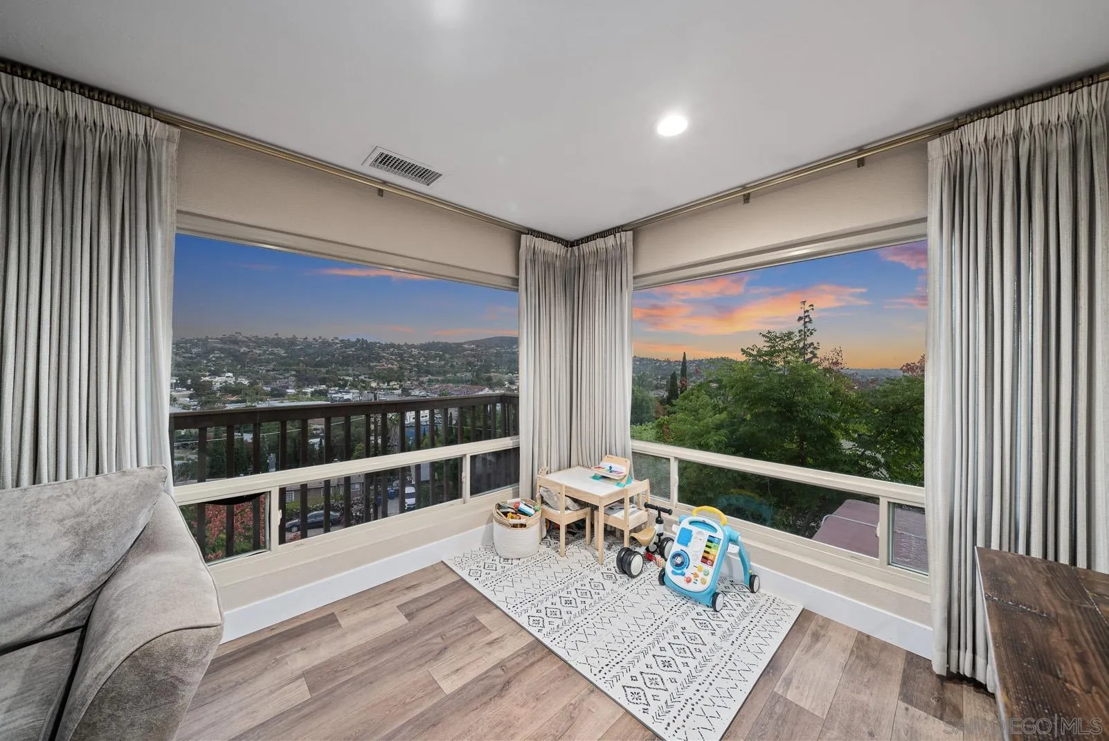 3410 Saddle Drive
