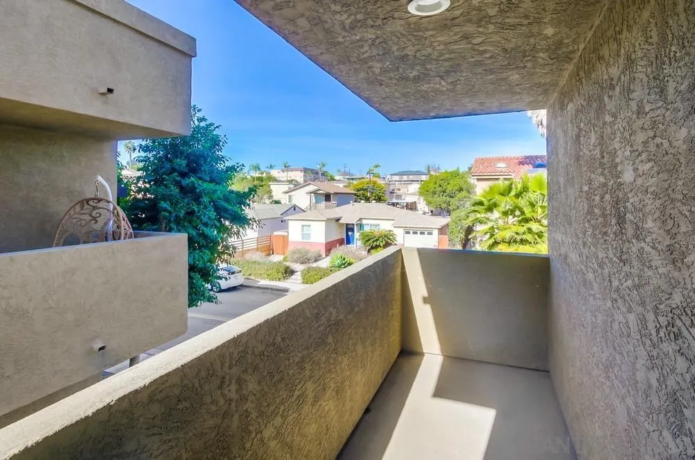 6033 Estelle Street Unit 9