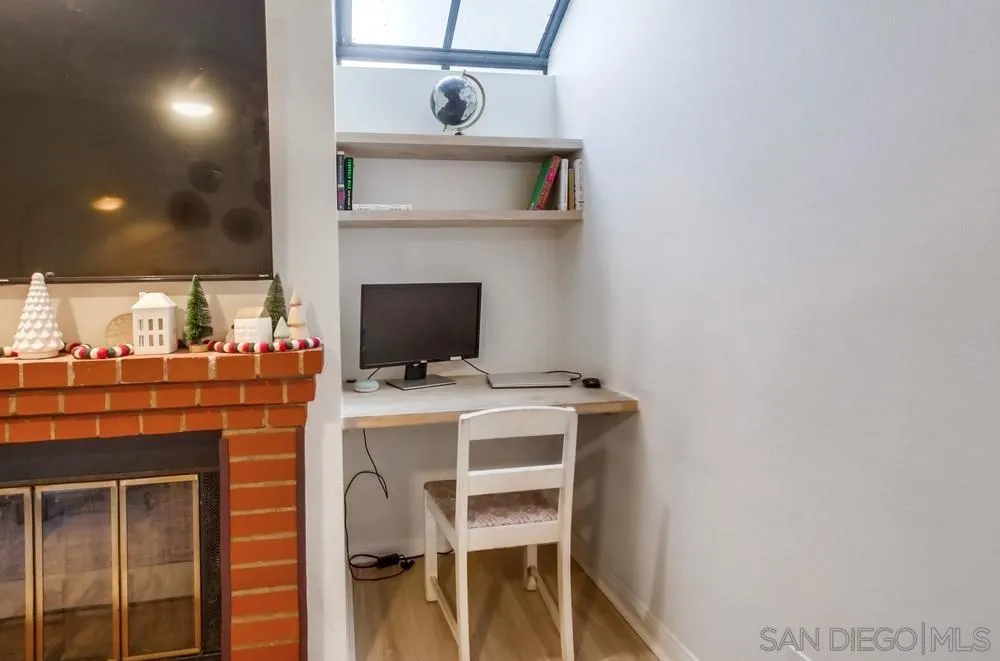 6033 Estelle Street Unit 9