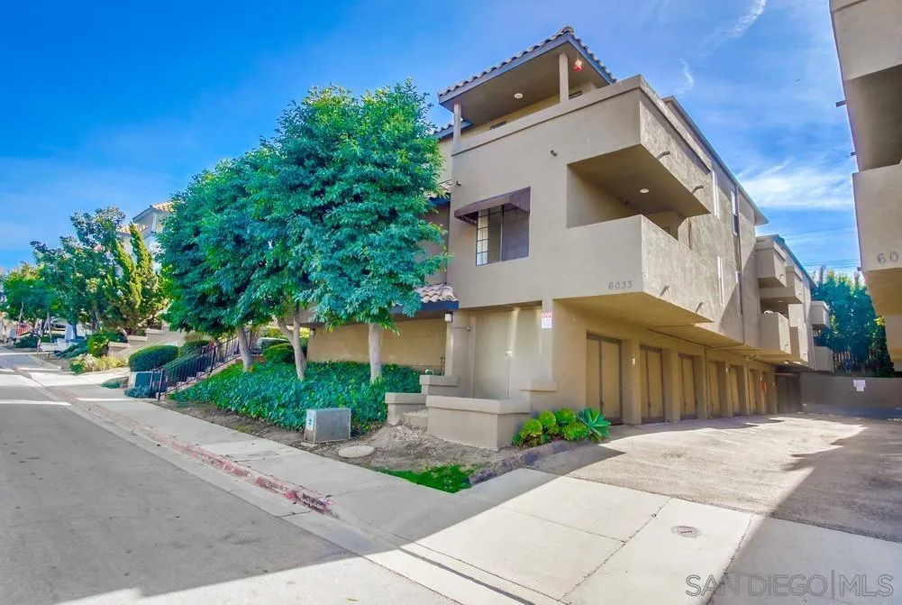 6033 Estelle Street Unit 9