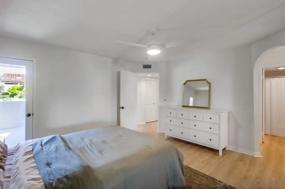 6033 Estelle Street Unit 9