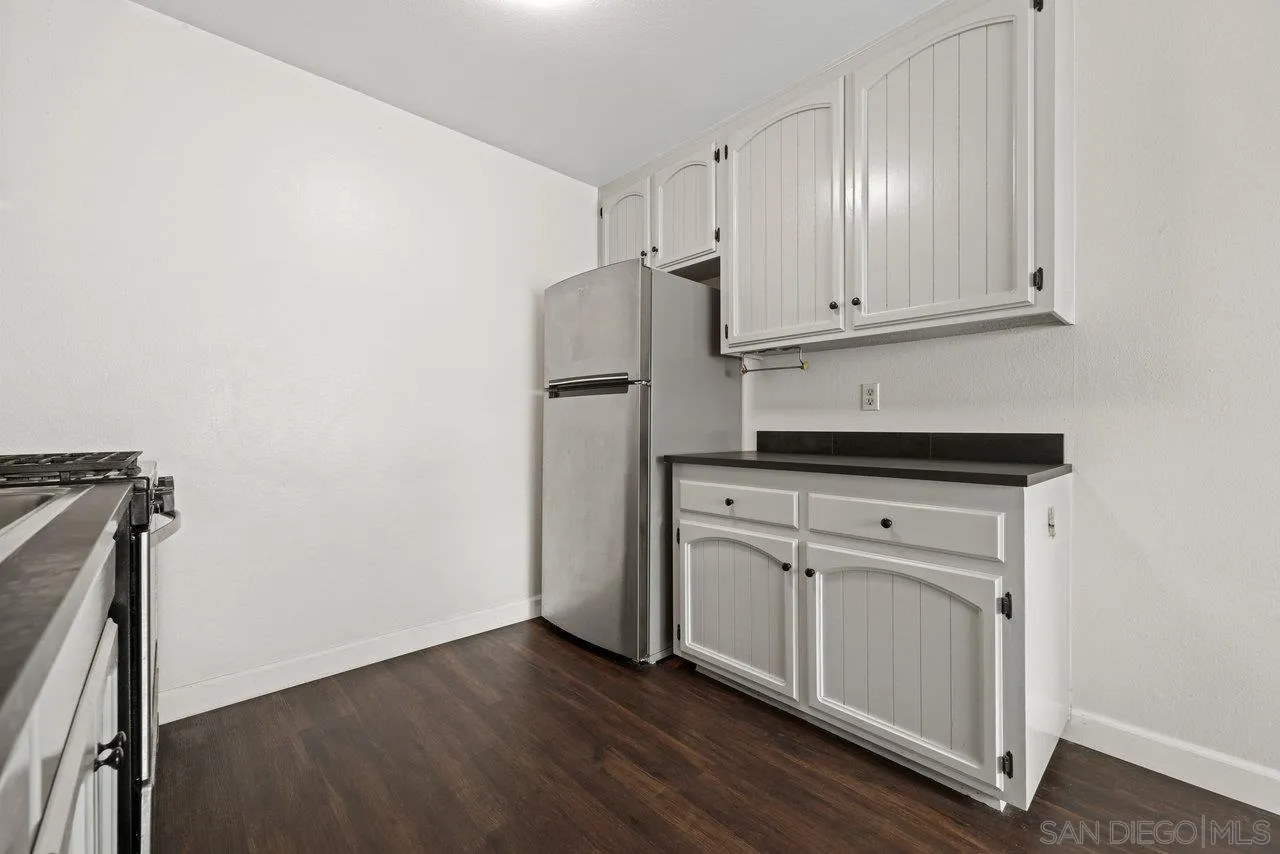 450-52 8th St