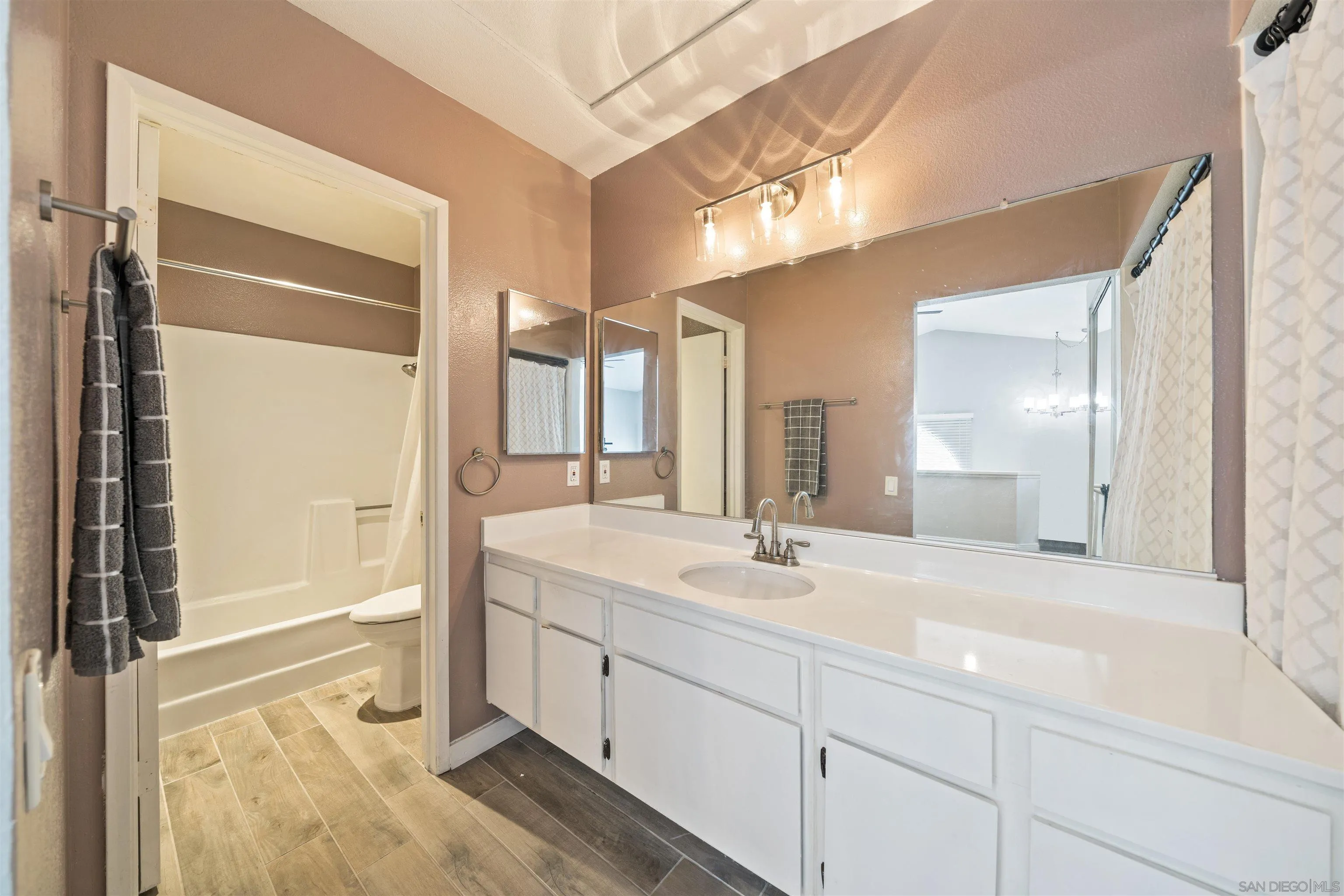 753 Eastshore Terrace Unit 127