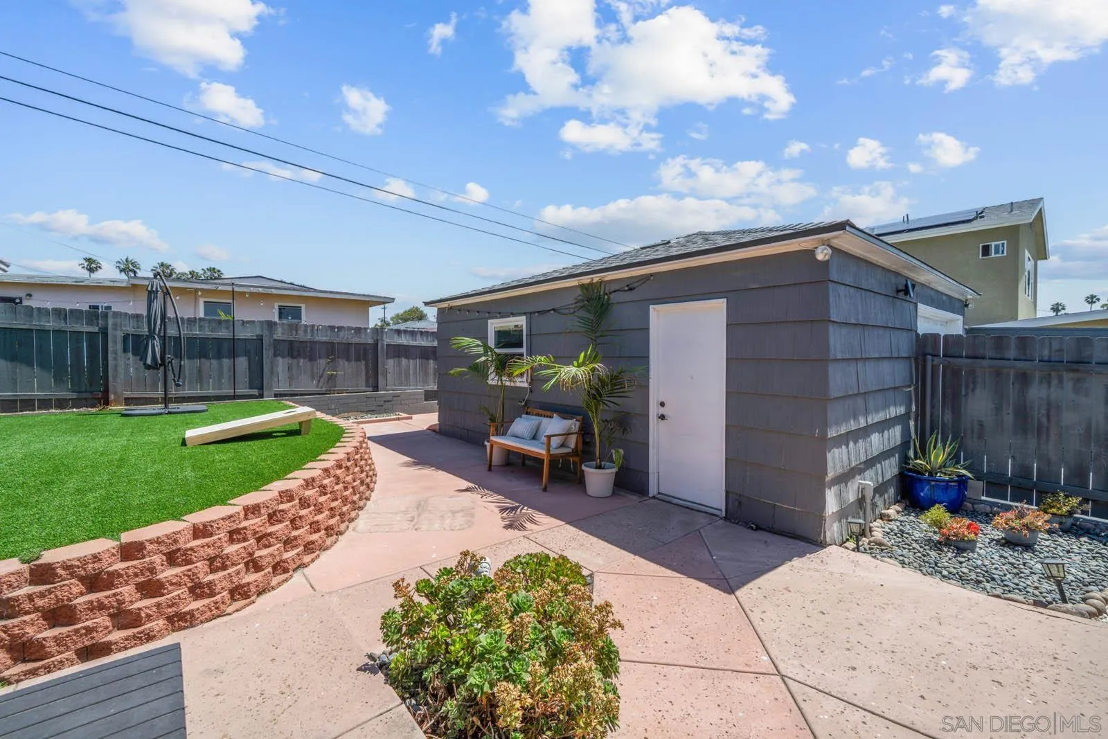 516 Bonito Avenue