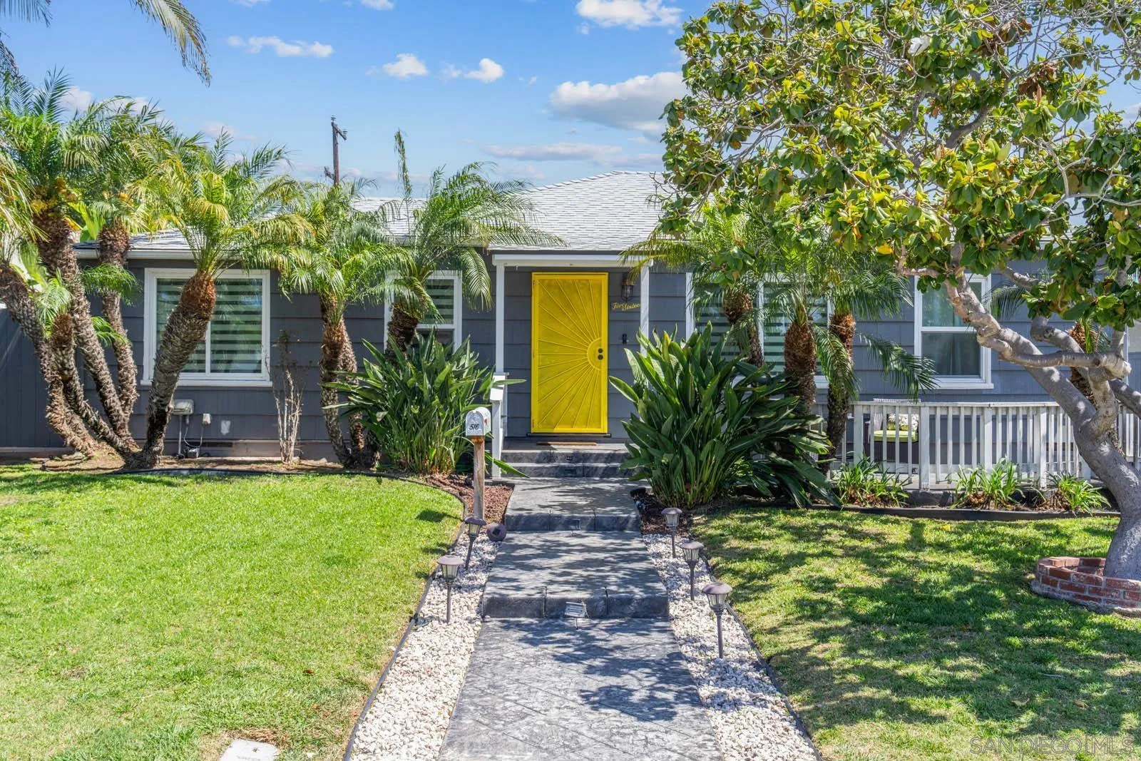 516 Bonito Avenue