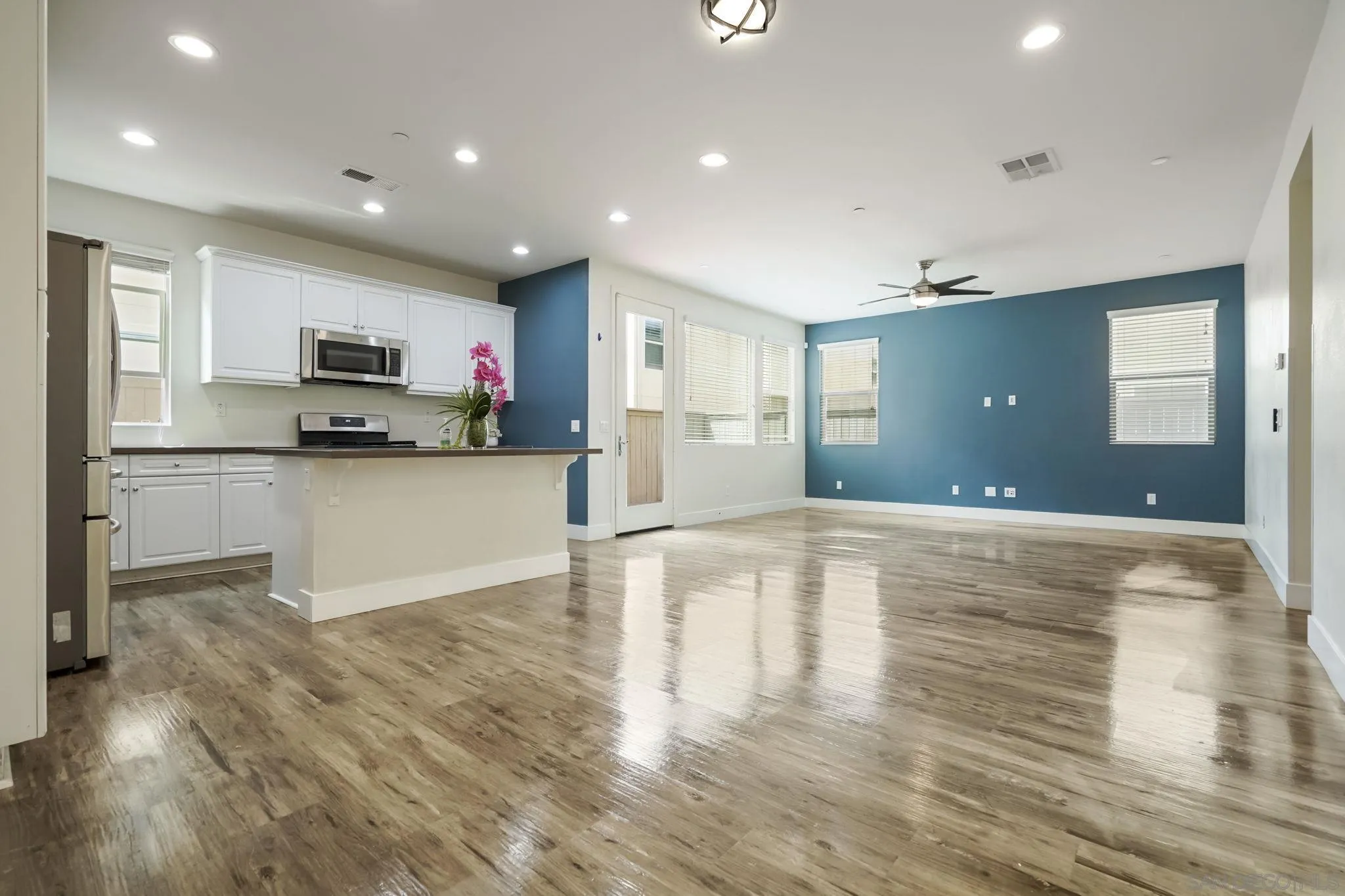 1066 Sea Glass Way