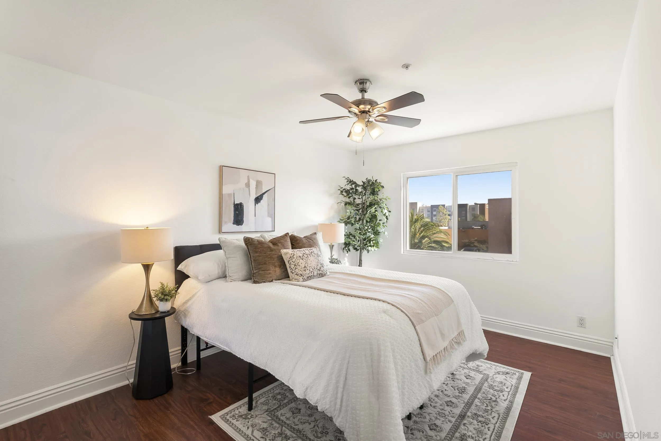 631 7th St Unit 13
