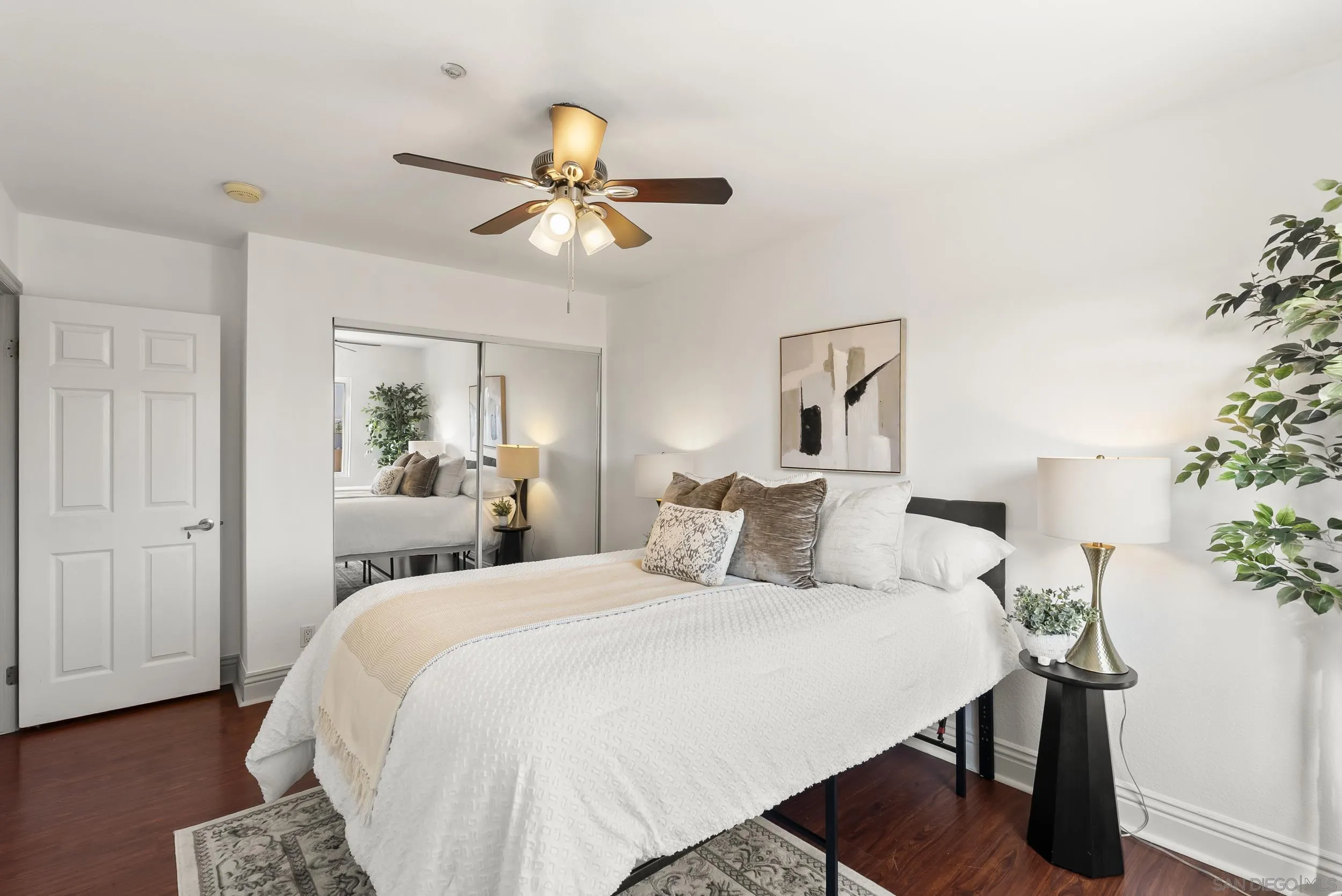 631 7th St Unit 13