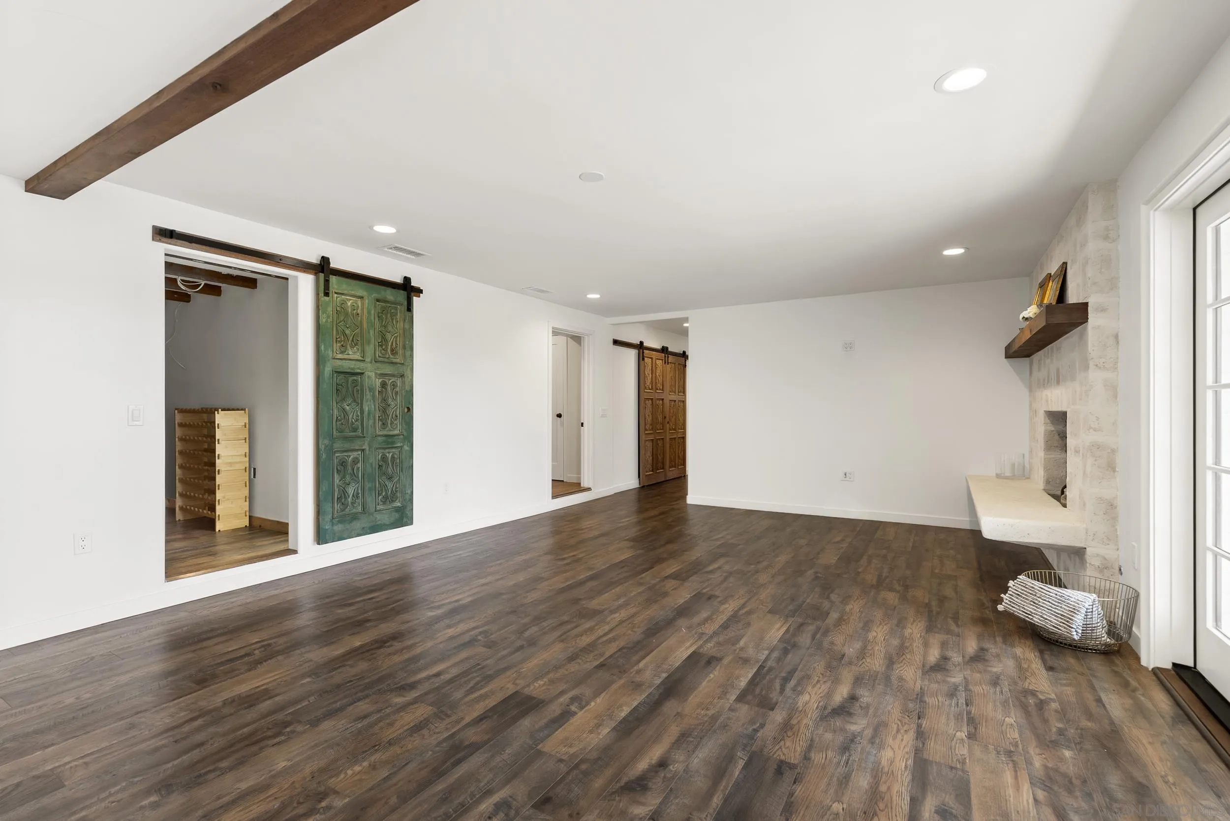 10409 Grandview Dr