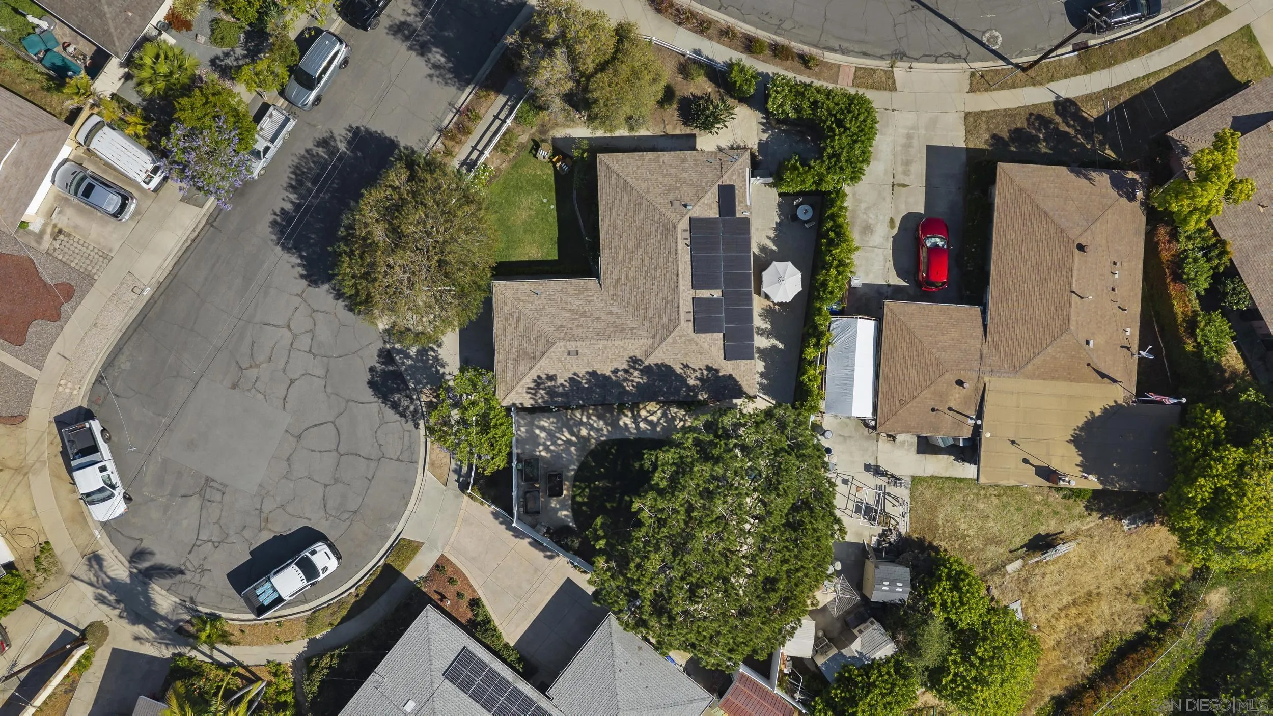 4454 Bertha Ct