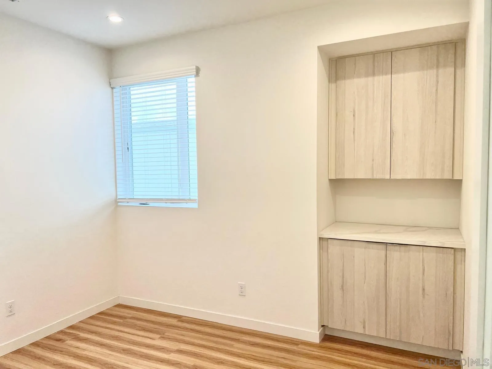 1166 Holly Avenue Unit 13