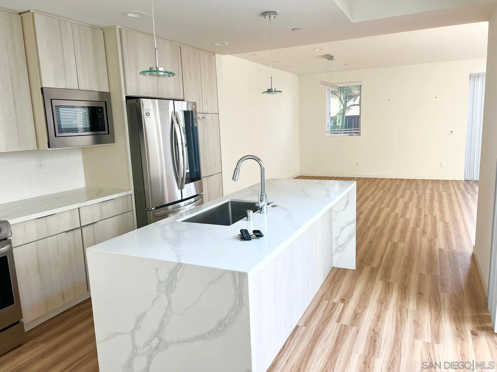 1166 Holly Avenue Unit 13