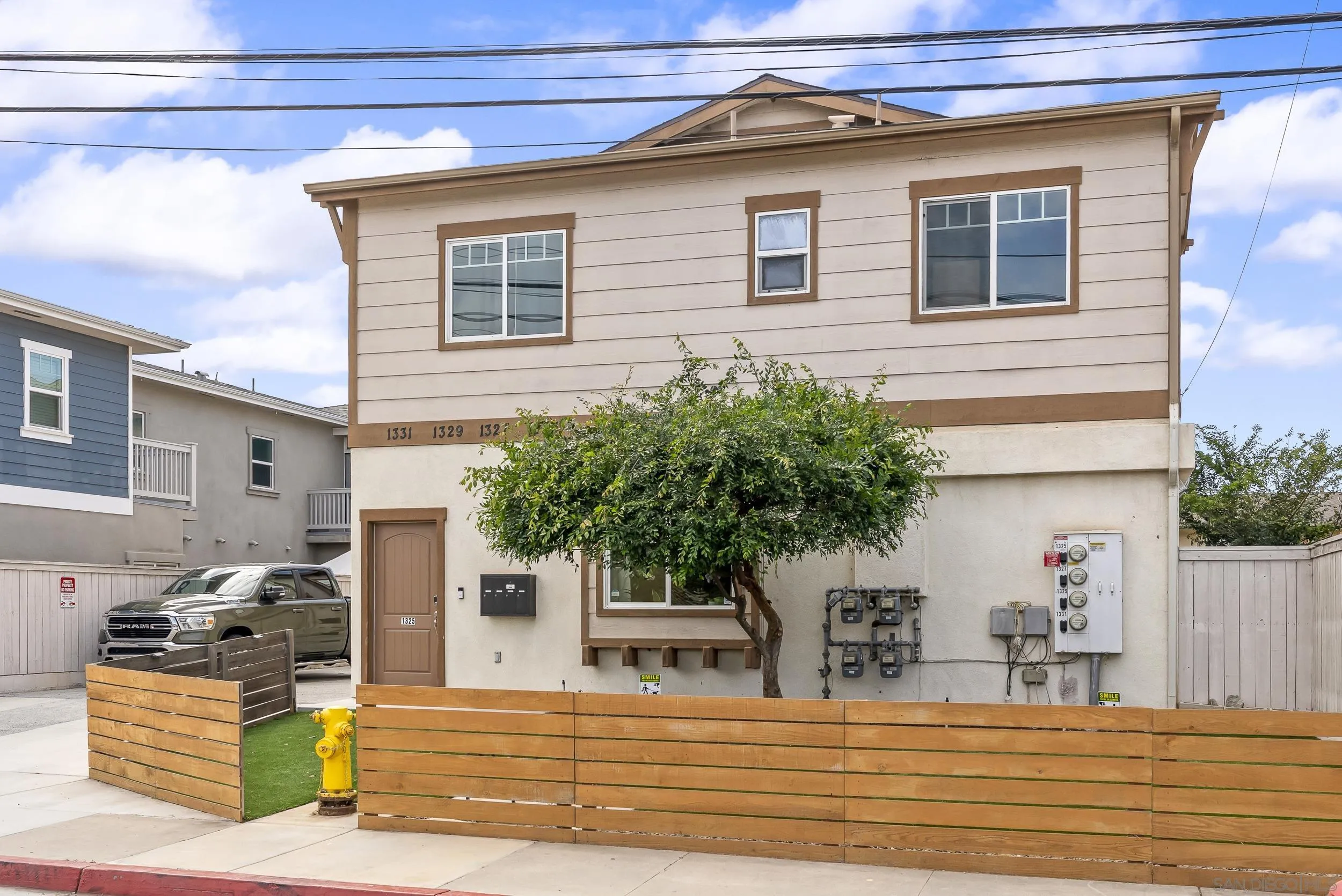 1329 Holly Avenue
