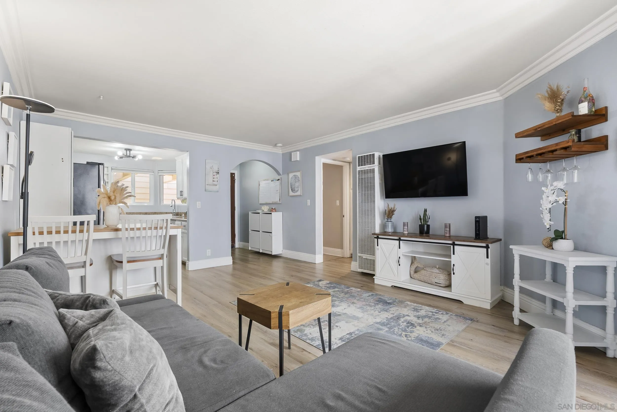 263 Dahlia Ave Unit Unit 2