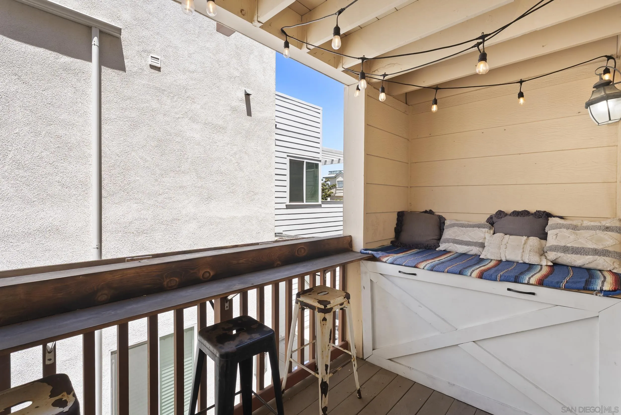 263 Dahlia Ave Unit Unit 2