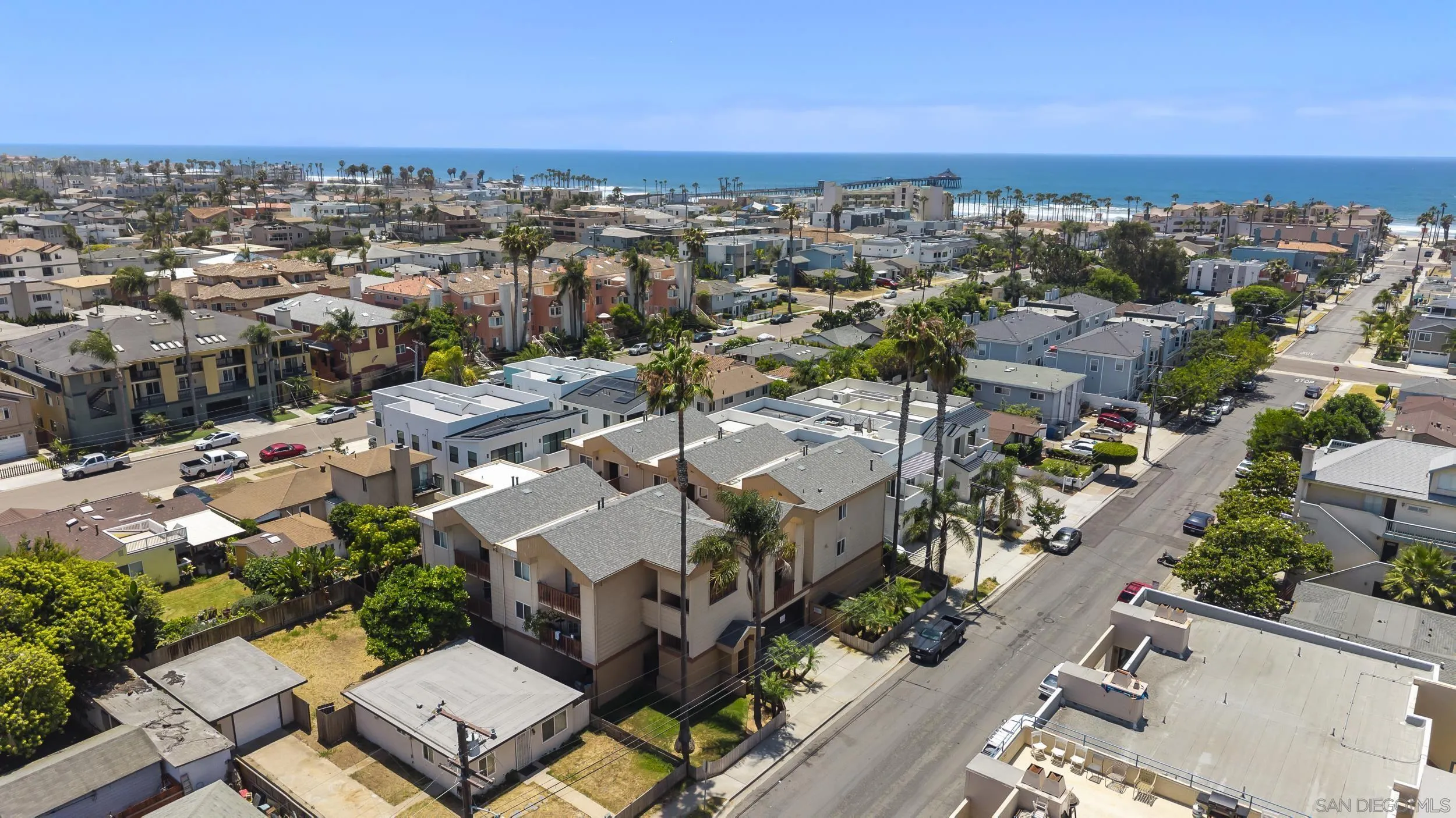 263 Dahlia Ave Unit Unit 2