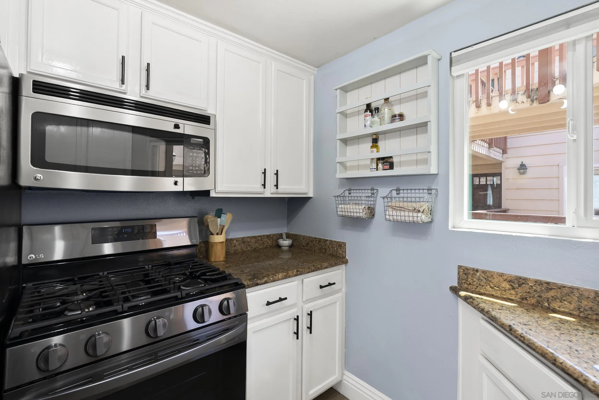 263 Dahlia Ave Unit Unit 2