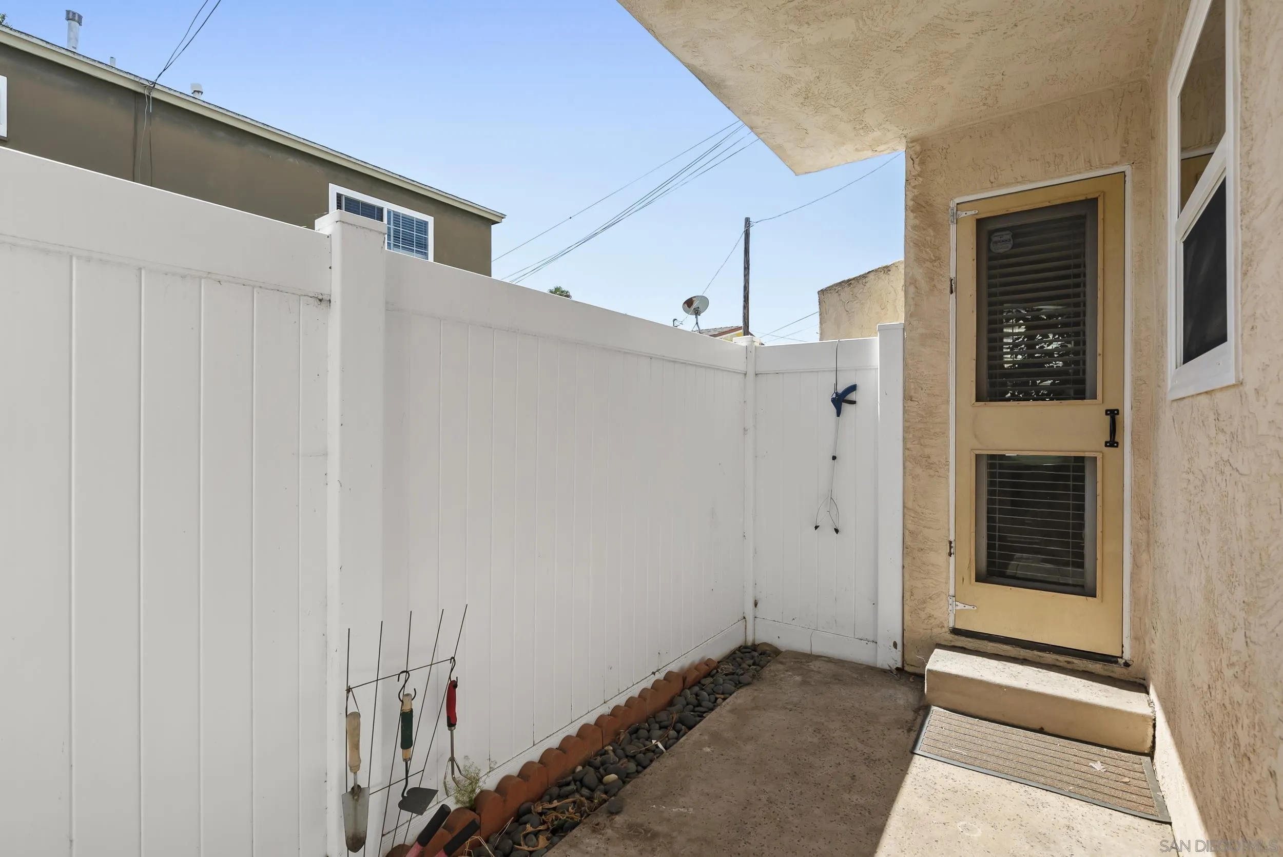 4015 Louisiana Street Unit 3