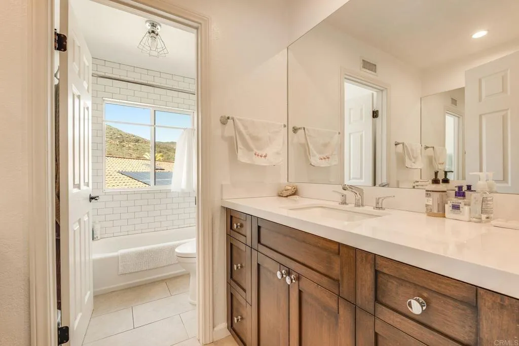 8089 Wing Span Drive