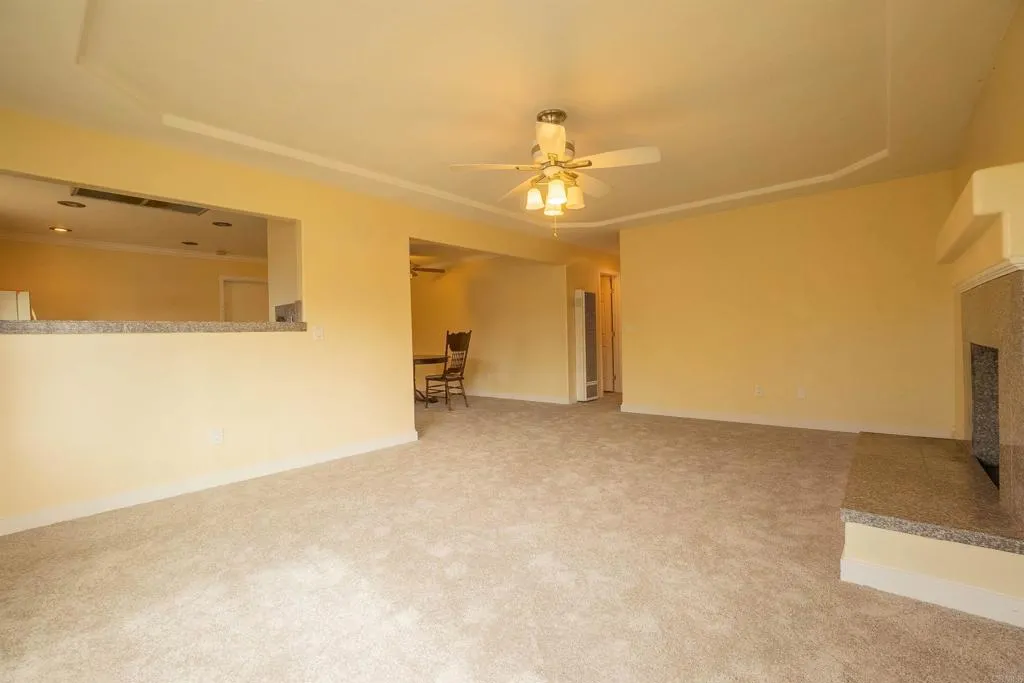 765 Elkwood Ave
