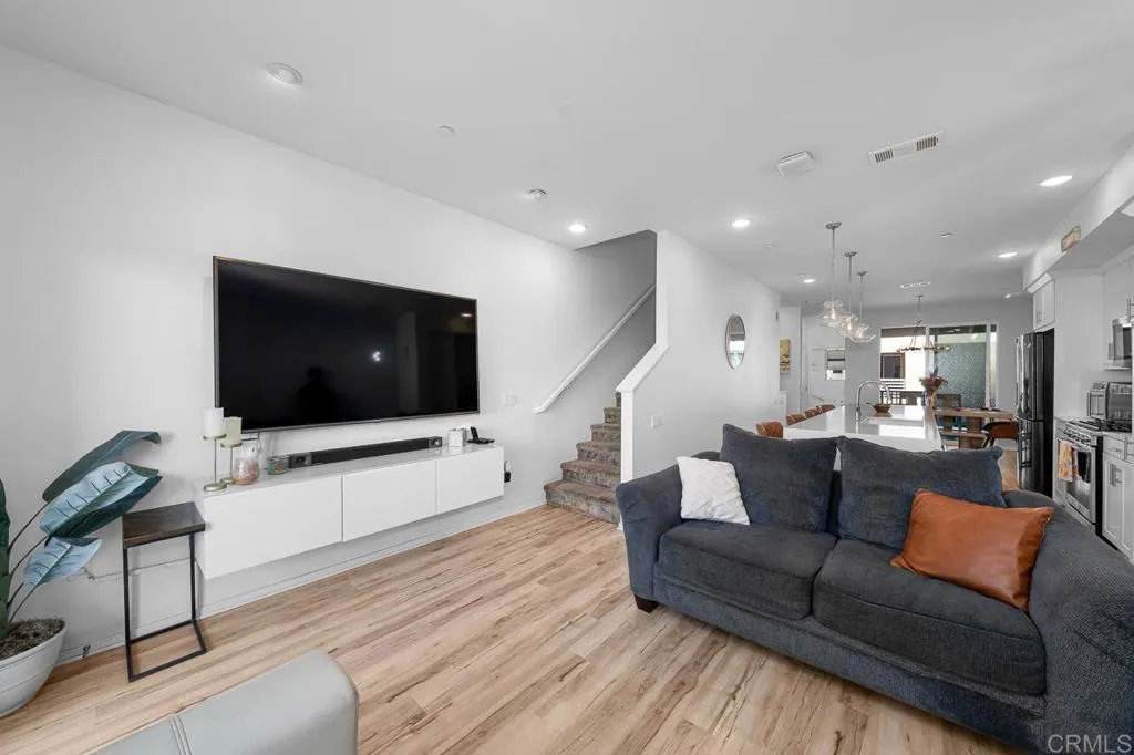 5211 Calle Rockfish Unit 90