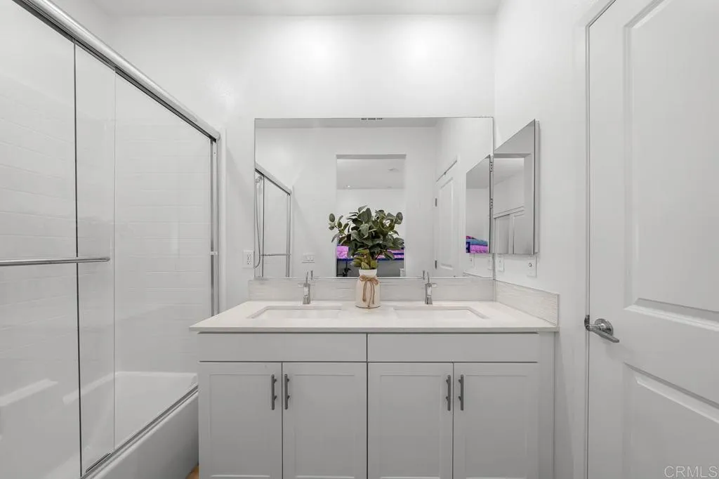 5211 Calle Rockfish Unit 90