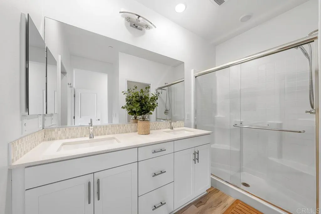 5211 Calle Rockfish Unit 90