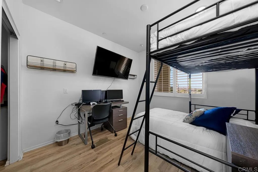 5211 Calle Rockfish Unit 90