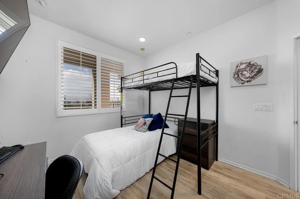 5211 Calle Rockfish Unit 90