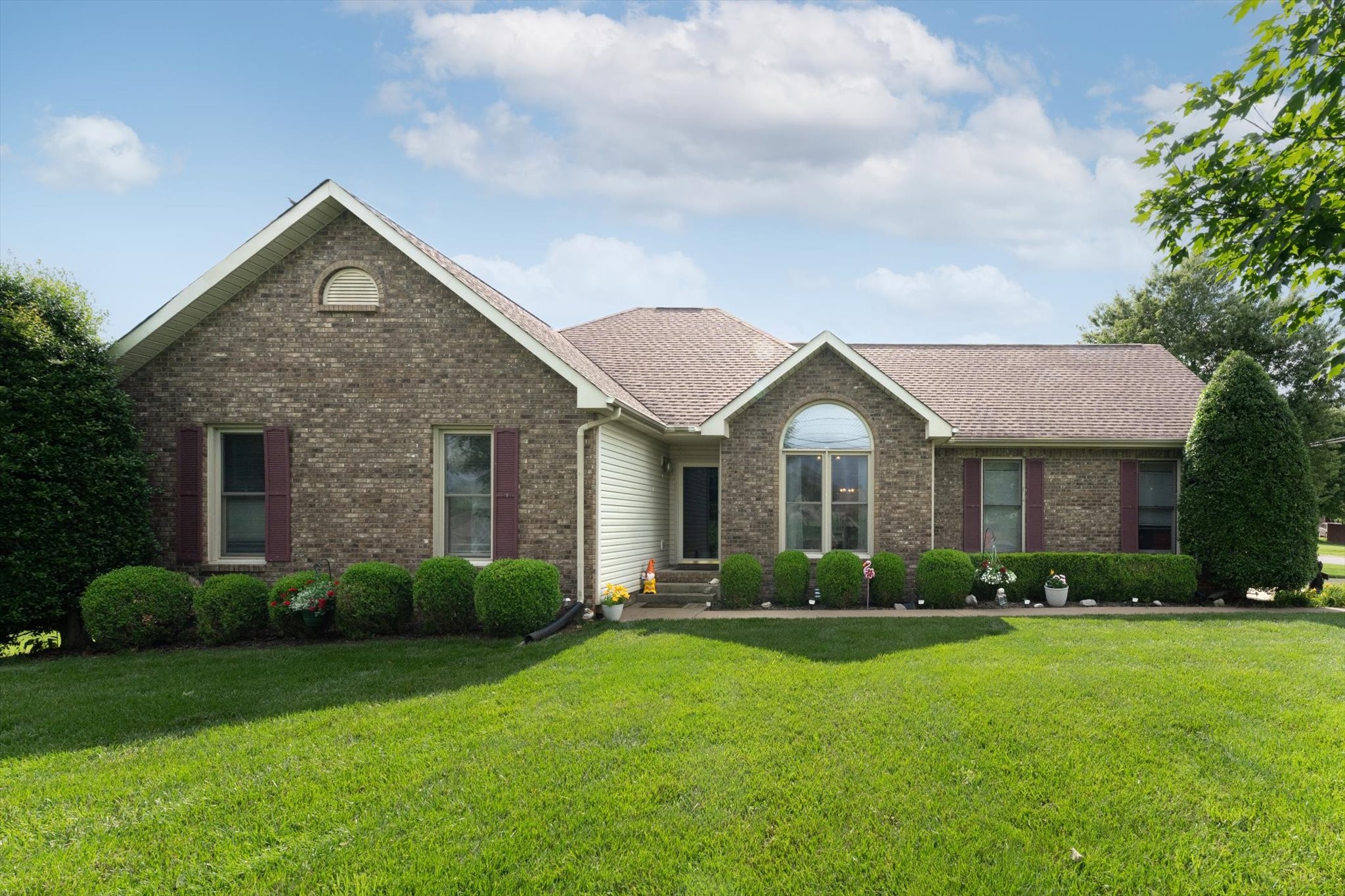 600 Fallbrook Ln
