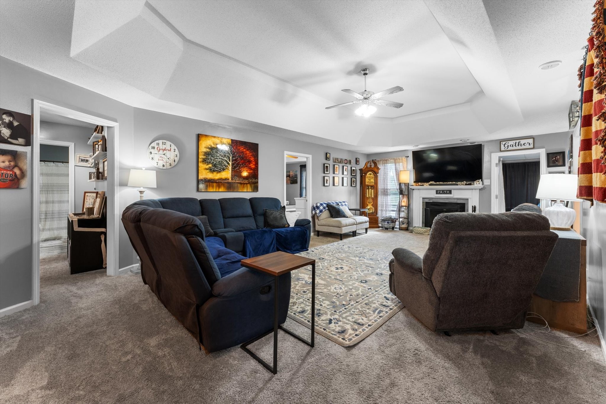 600 Fallbrook Ln