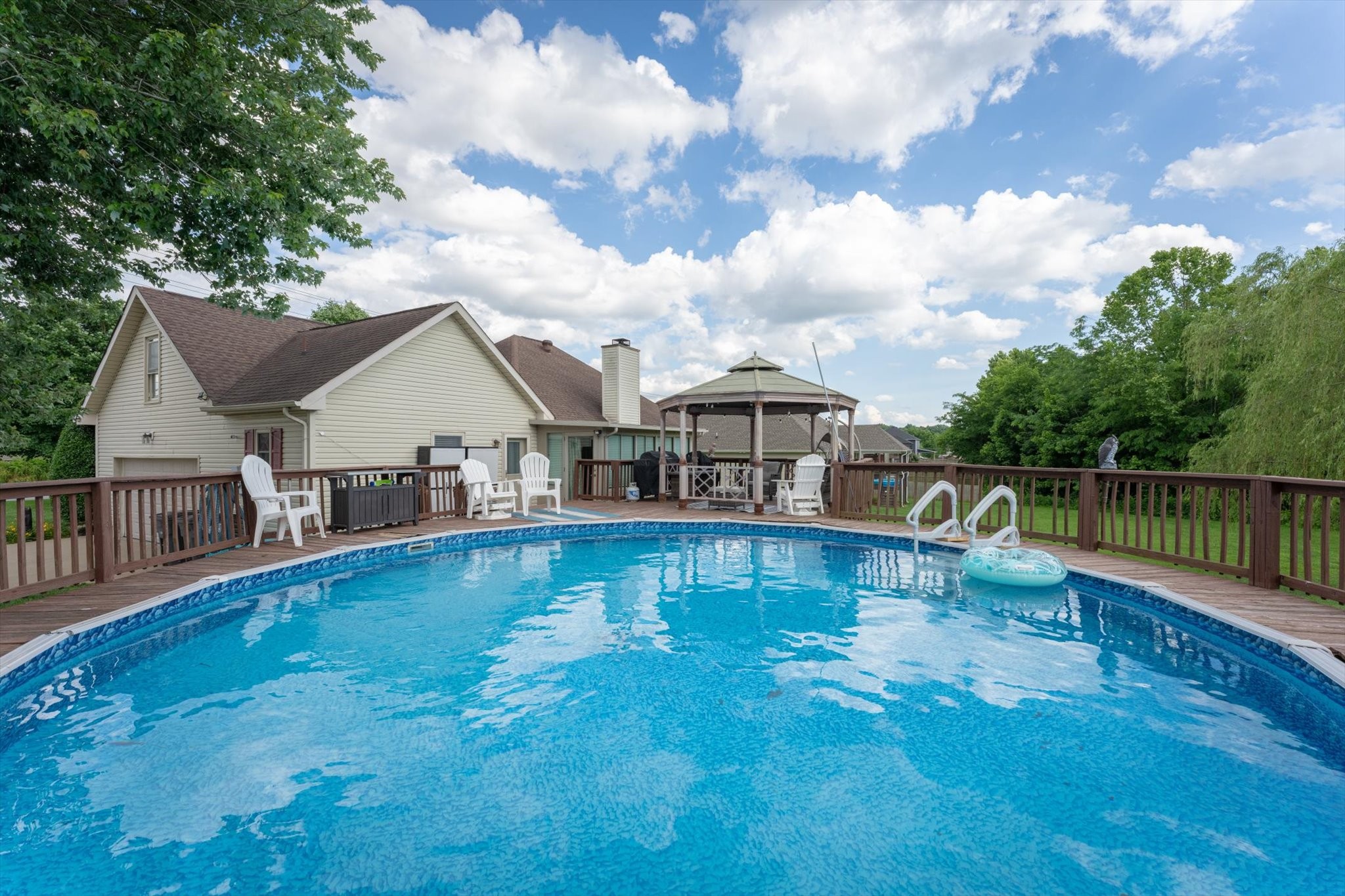 600 Fallbrook Ln
