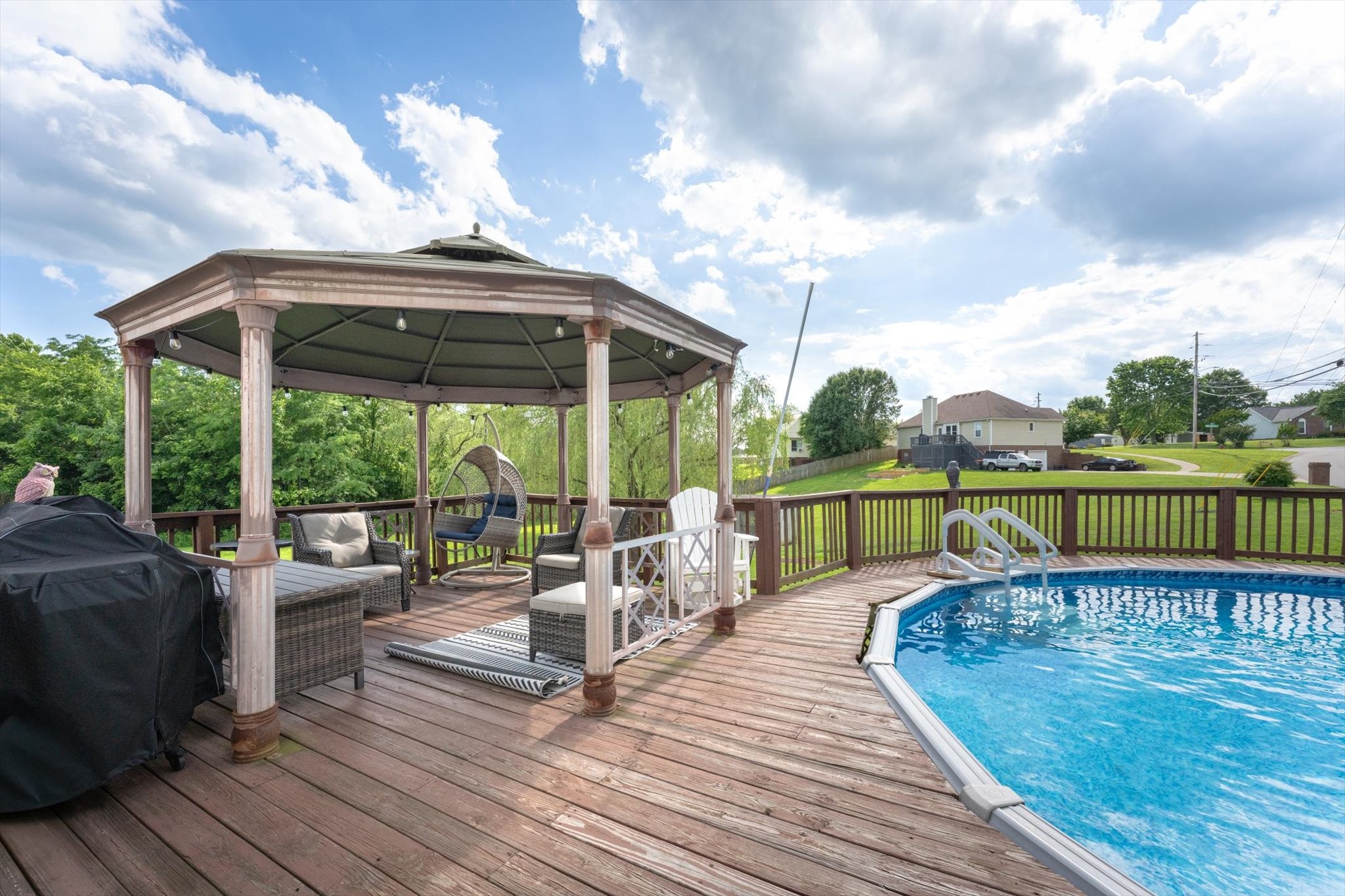 600 Fallbrook Ln