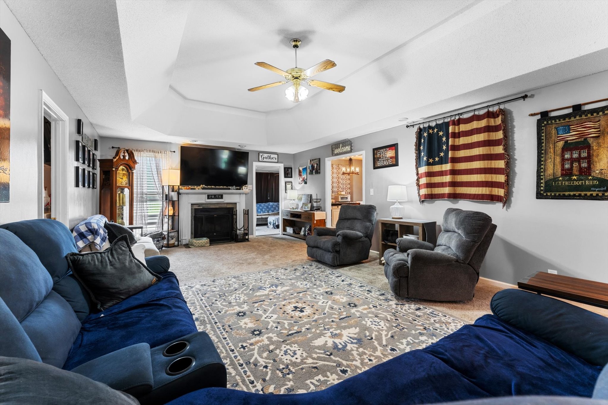 600 Fallbrook Ln