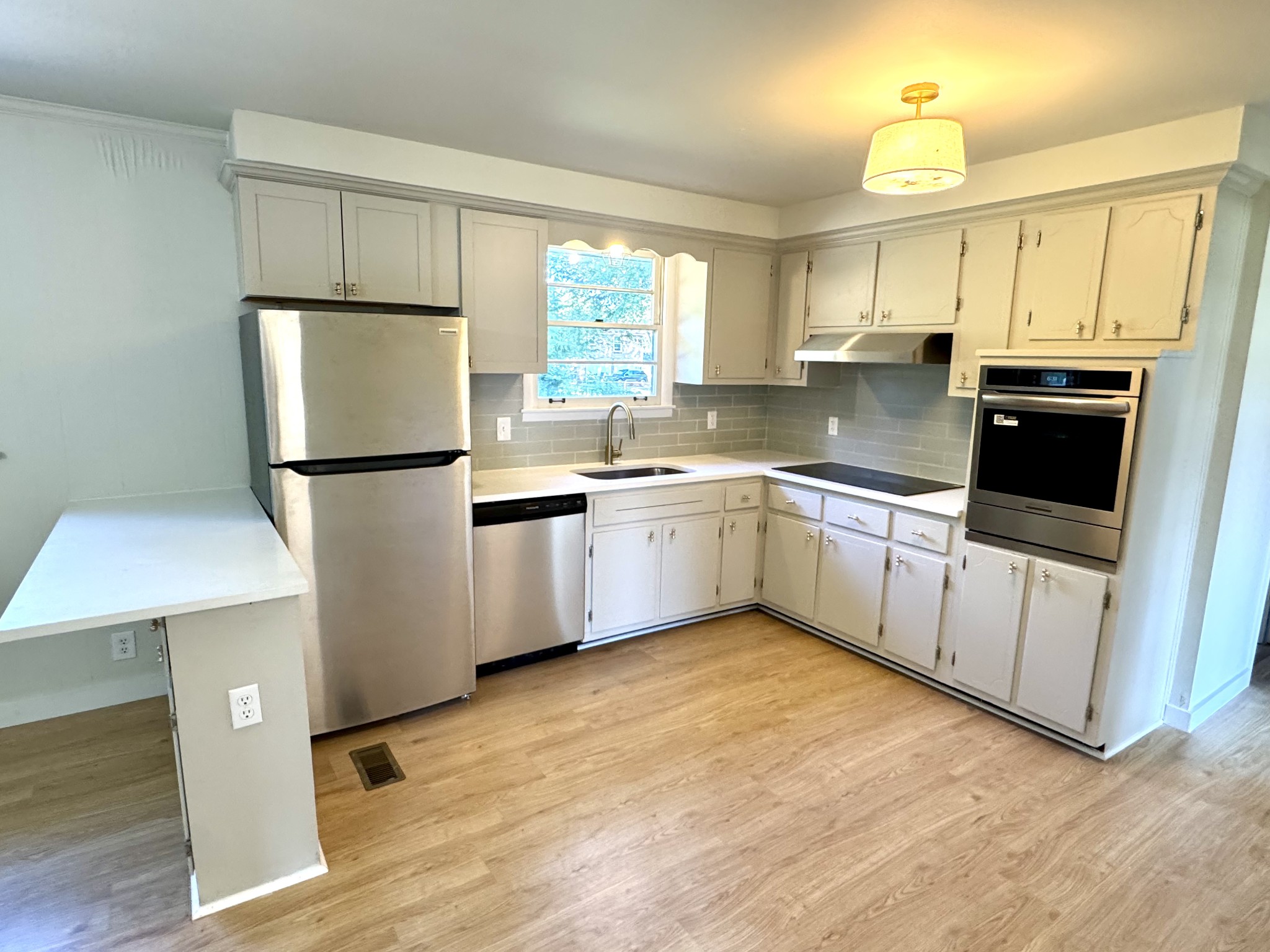 415 Jordan Rd