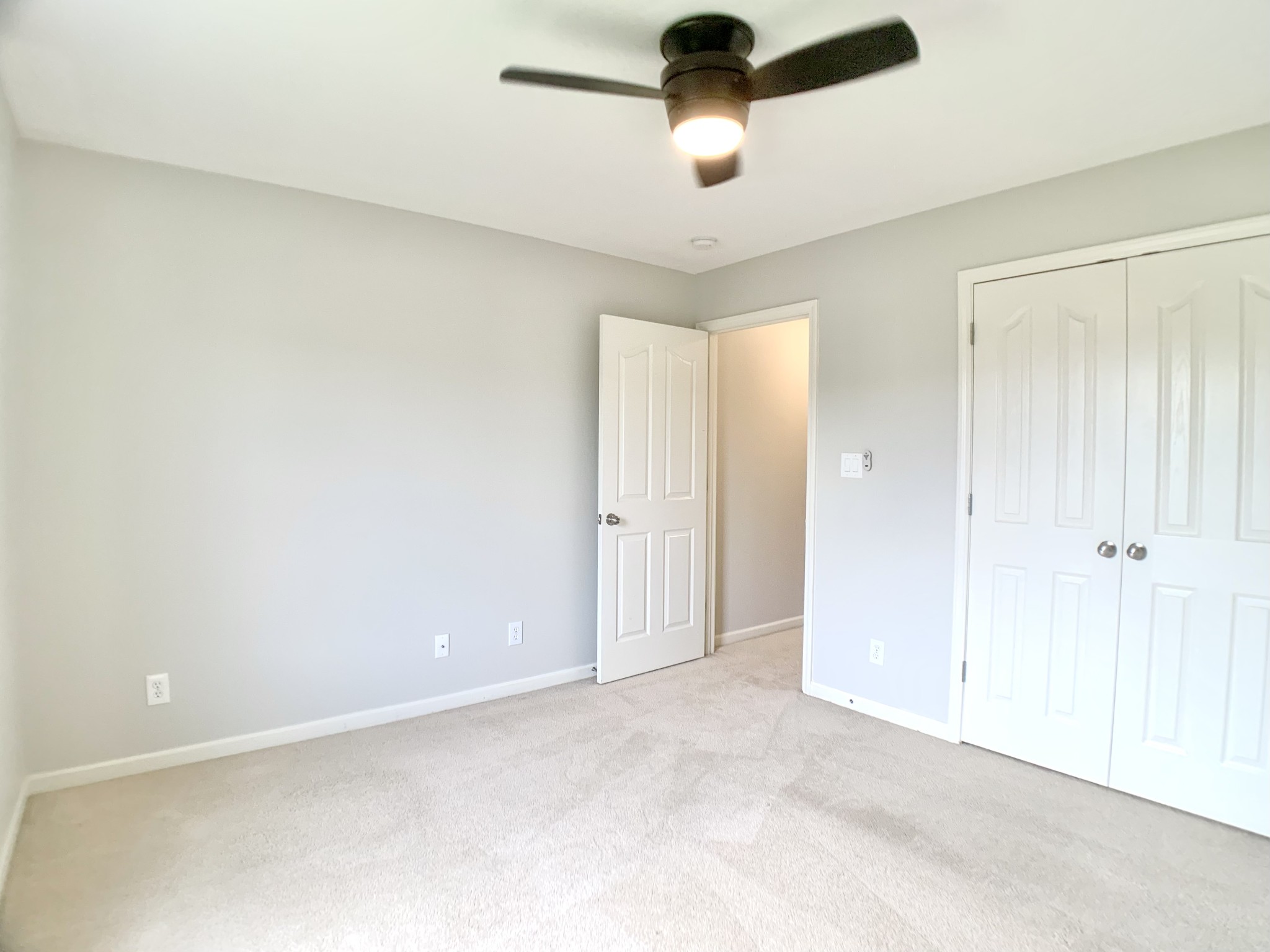 590 Mountain View Ct