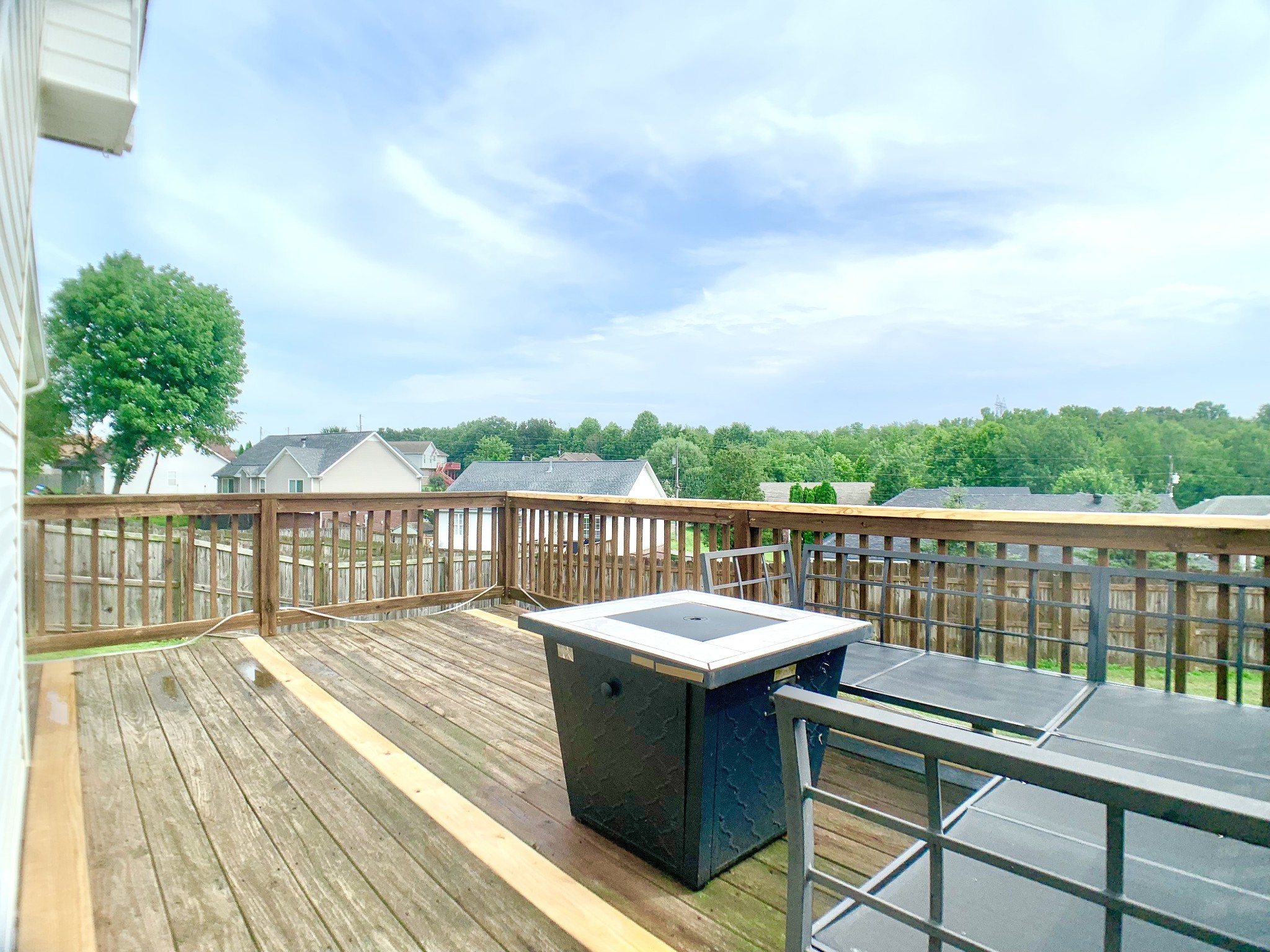 590 Mountain View Ct