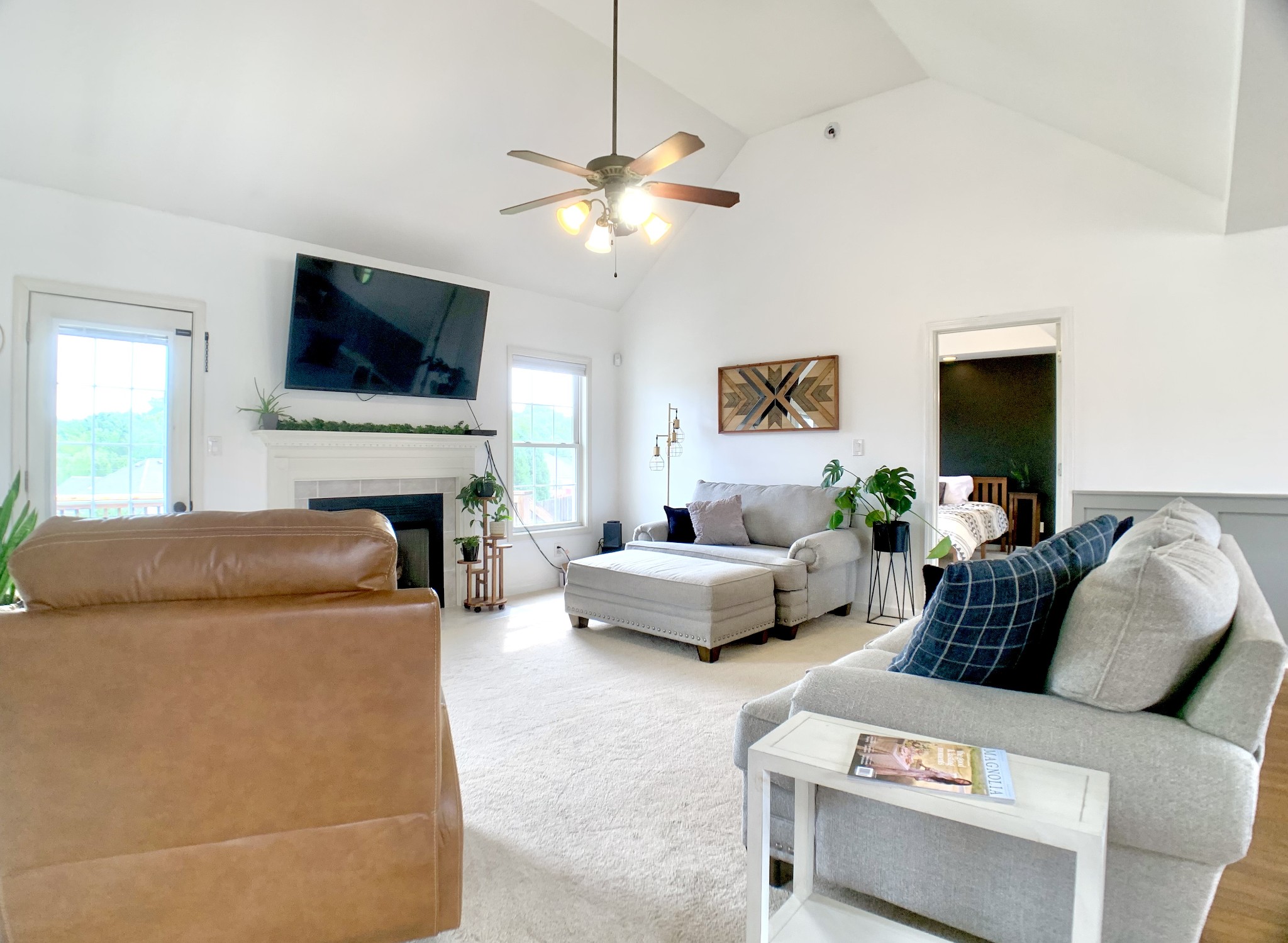 590 Mountain View Ct