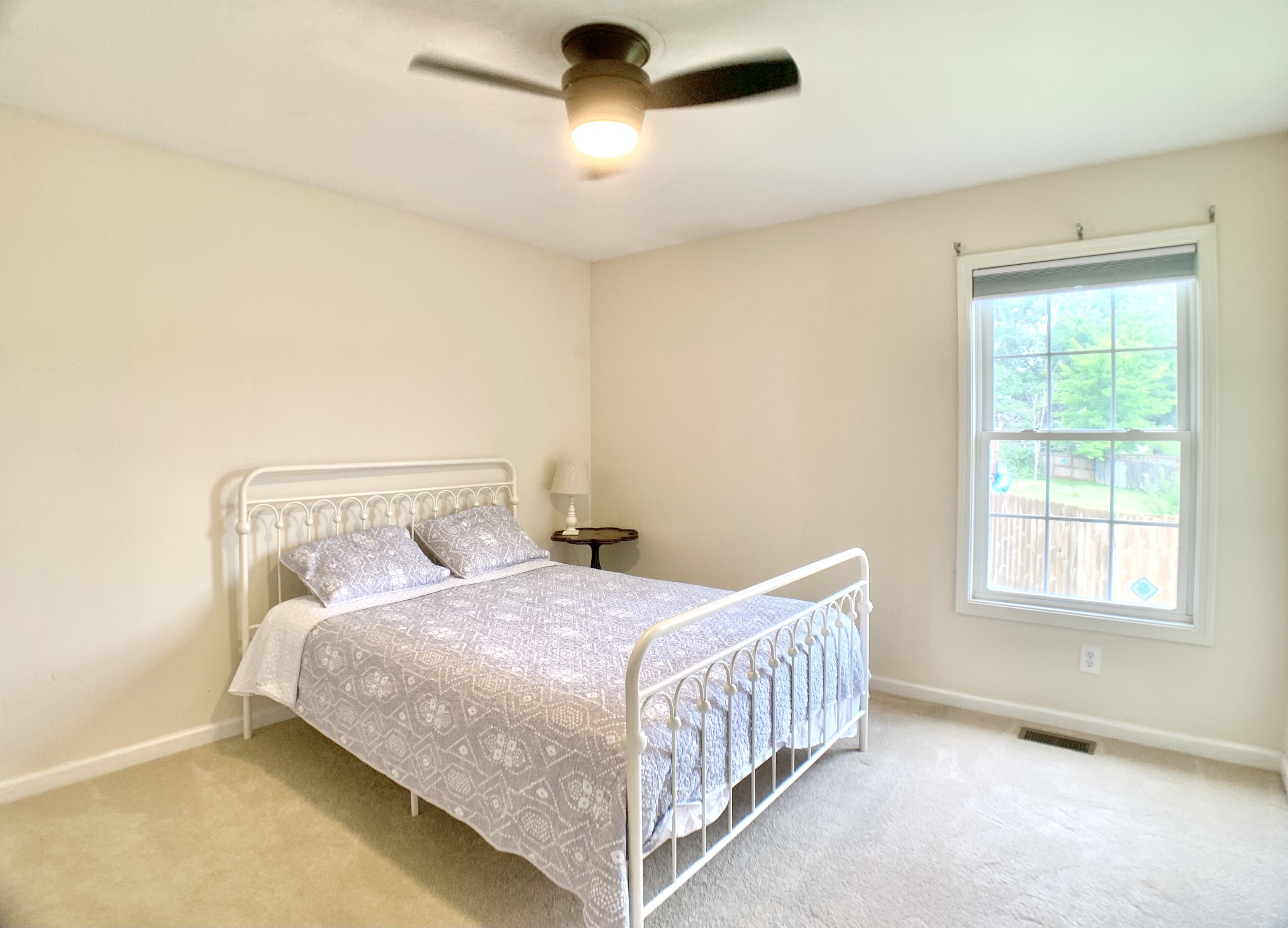 590 Mountain View Ct